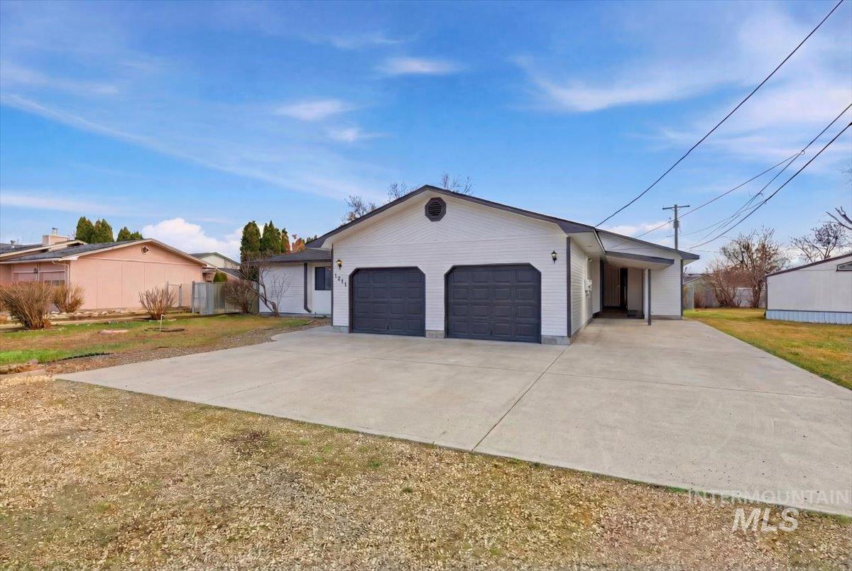 1211 W Orchard Ave, Nampa, Idaho 83651, 5 Bedrooms, 3 Bathrooms, Residential For Sale, Price $699,000,MLS 98977173