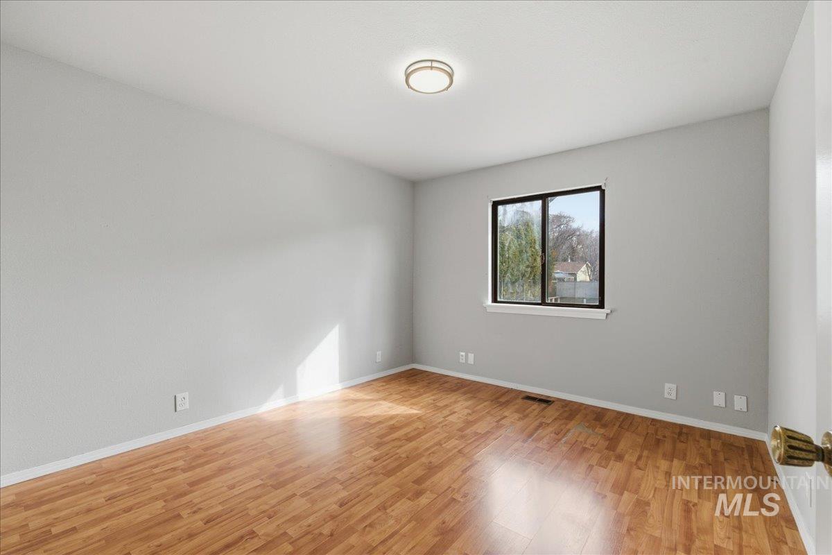 1211 W Orchard Ave, Nampa, Idaho 83651, 5 Bedrooms, 3 Bathrooms, Residential For Sale, Price $699,000,MLS 98977173