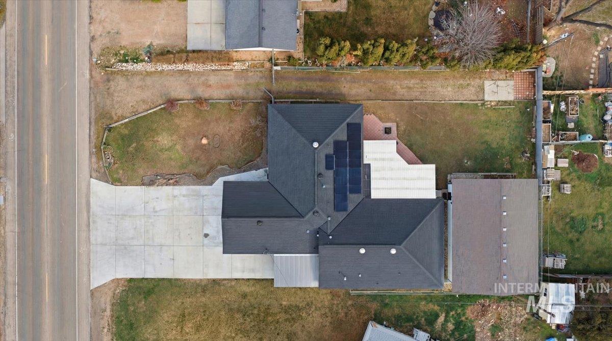 1211 W Orchard Ave, Nampa, Idaho 83651, 5 Bedrooms, 3 Bathrooms, Residential For Sale, Price $699,000,MLS 98977173