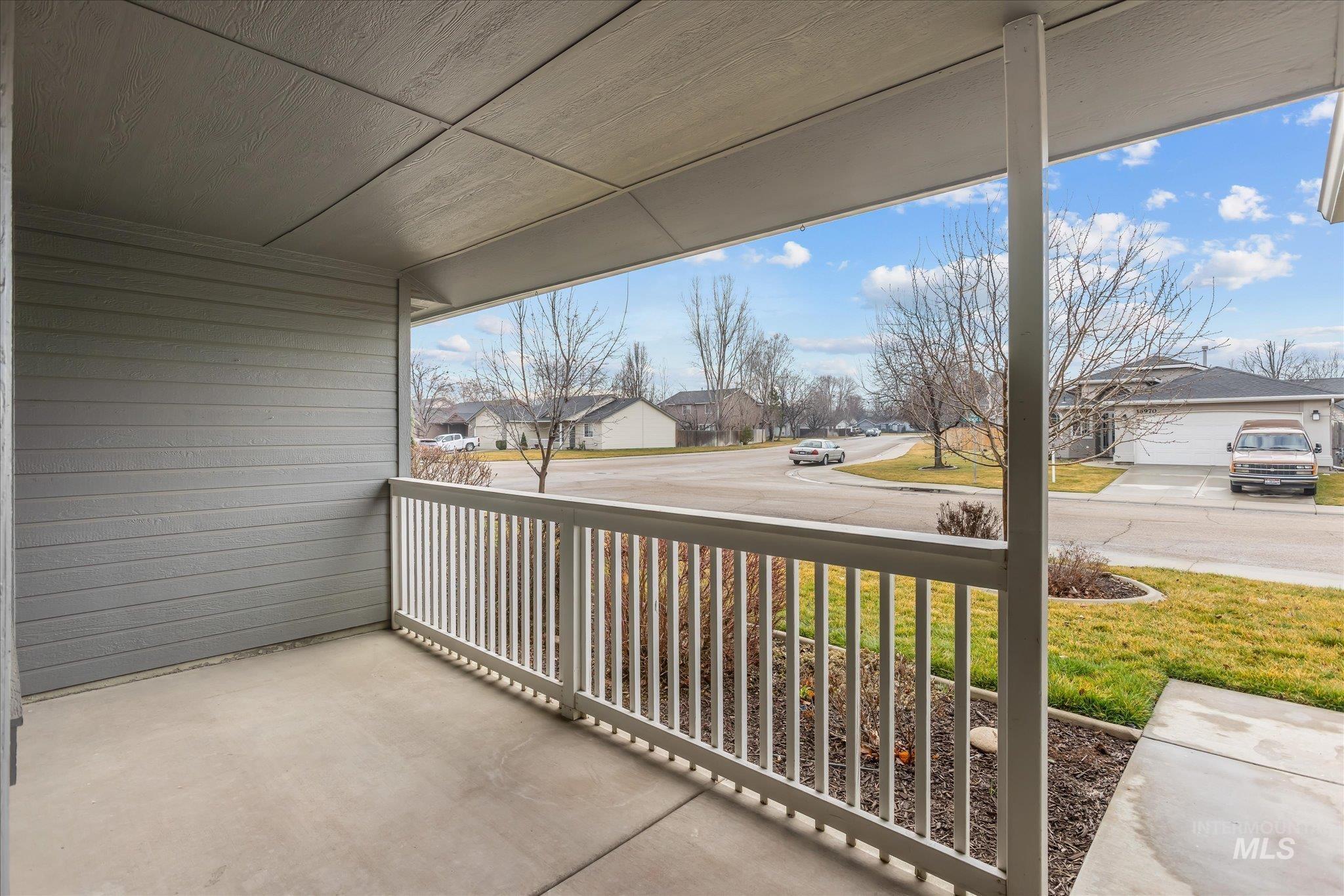 16969 N Denemere Loop Pl., Nampa, Idaho 83687, 3 Bedrooms, 2 Bathrooms, Residential For Sale, Price $399,000,MLS 98977174