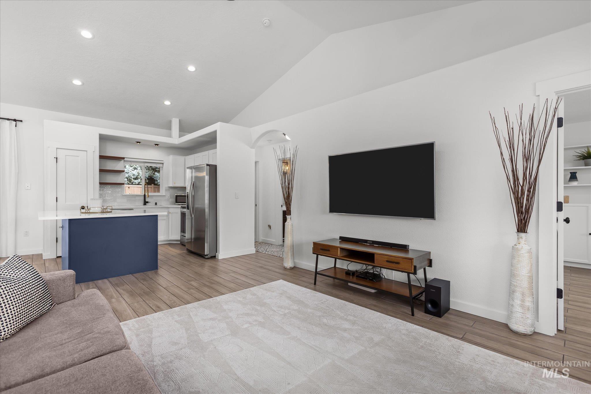 16969 N Denemere Loop Pl., Nampa, Idaho 83687, 3 Bedrooms, 2 Bathrooms, Residential For Sale, Price $399,000,MLS 98977174