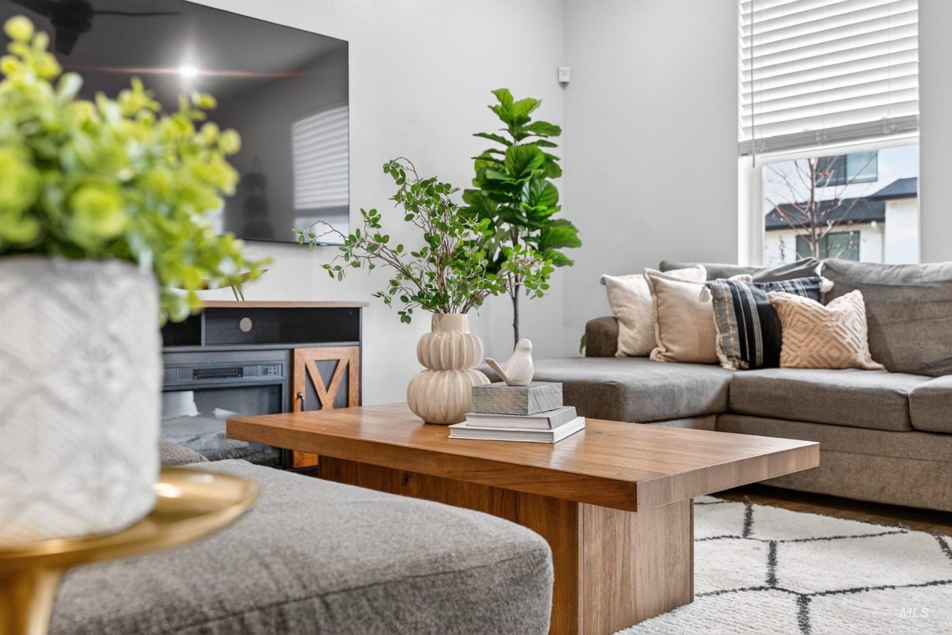 7160 W Riverwood Street, Boise, Idaho 83709, 4 Bedrooms, 2.5 Bathrooms, Residential For Sale, Price $535,000,MLS 98977177