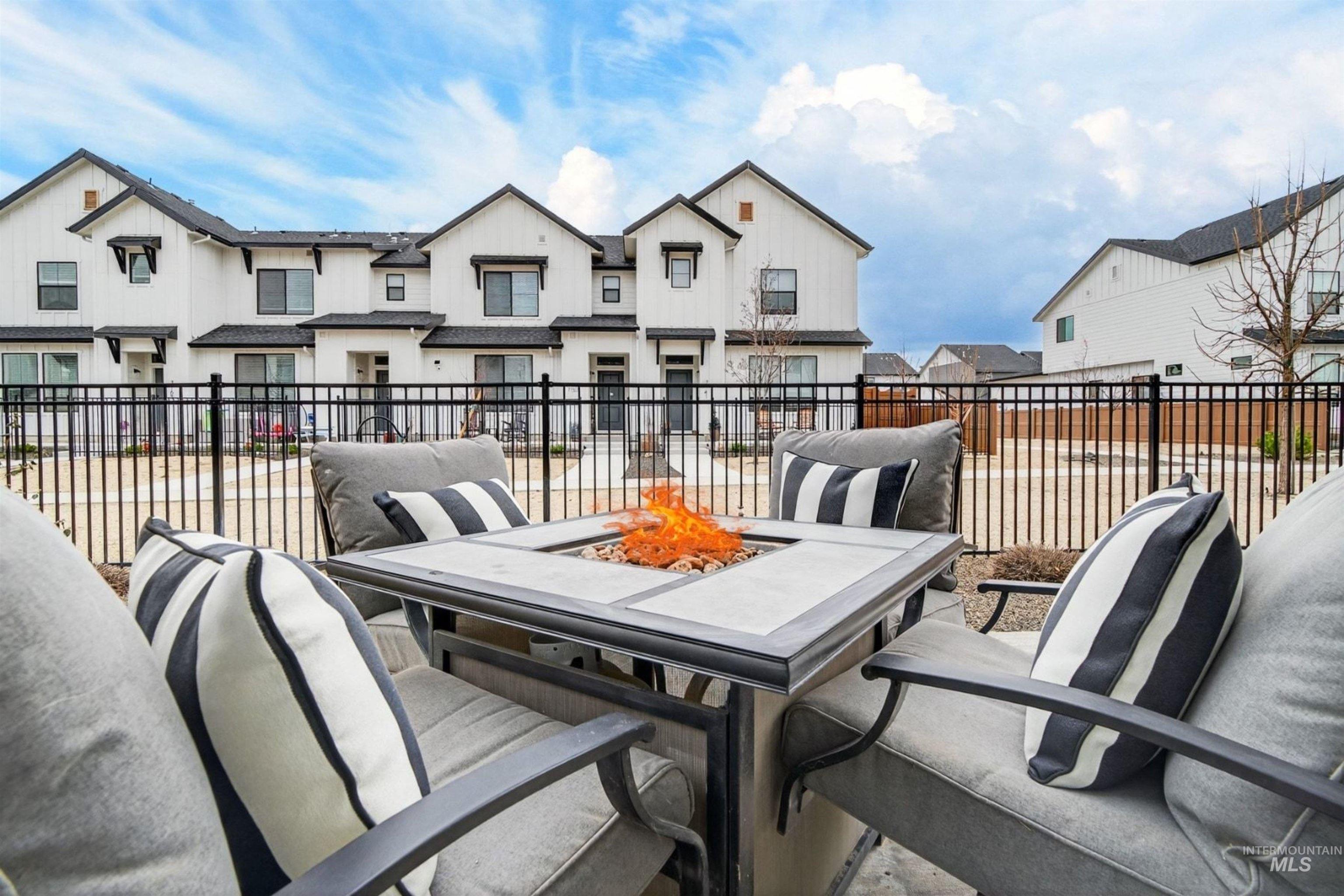 7160 W Riverwood Street, Boise, Idaho 83709, 4 Bedrooms, 2.5 Bathrooms, Residential For Sale, Price $535,000,MLS 98977177