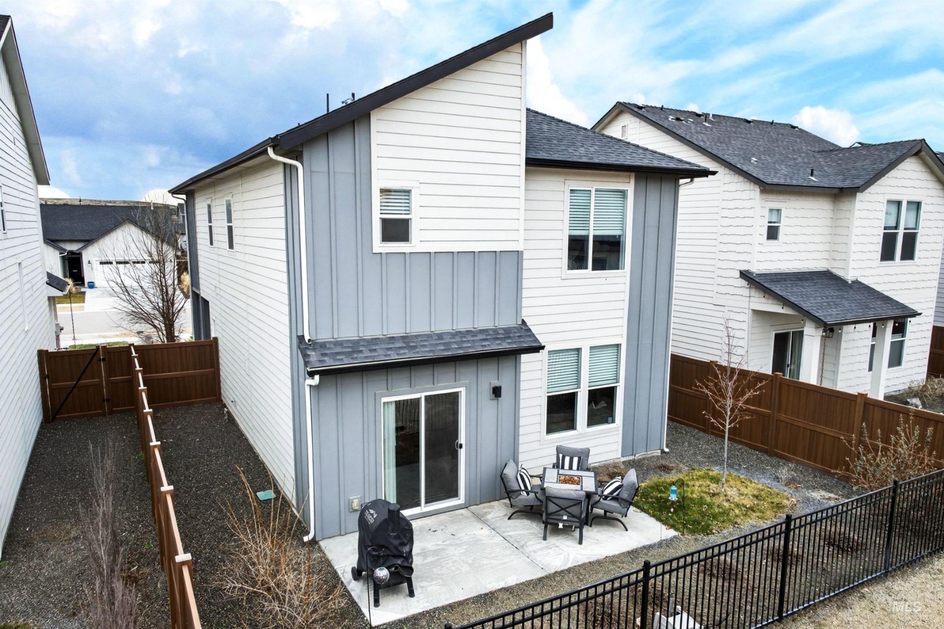 7160 W Riverwood Street, Boise, Idaho 83709, 4 Bedrooms, 2.5 Bathrooms, Residential For Sale, Price $535,000,MLS 98977177