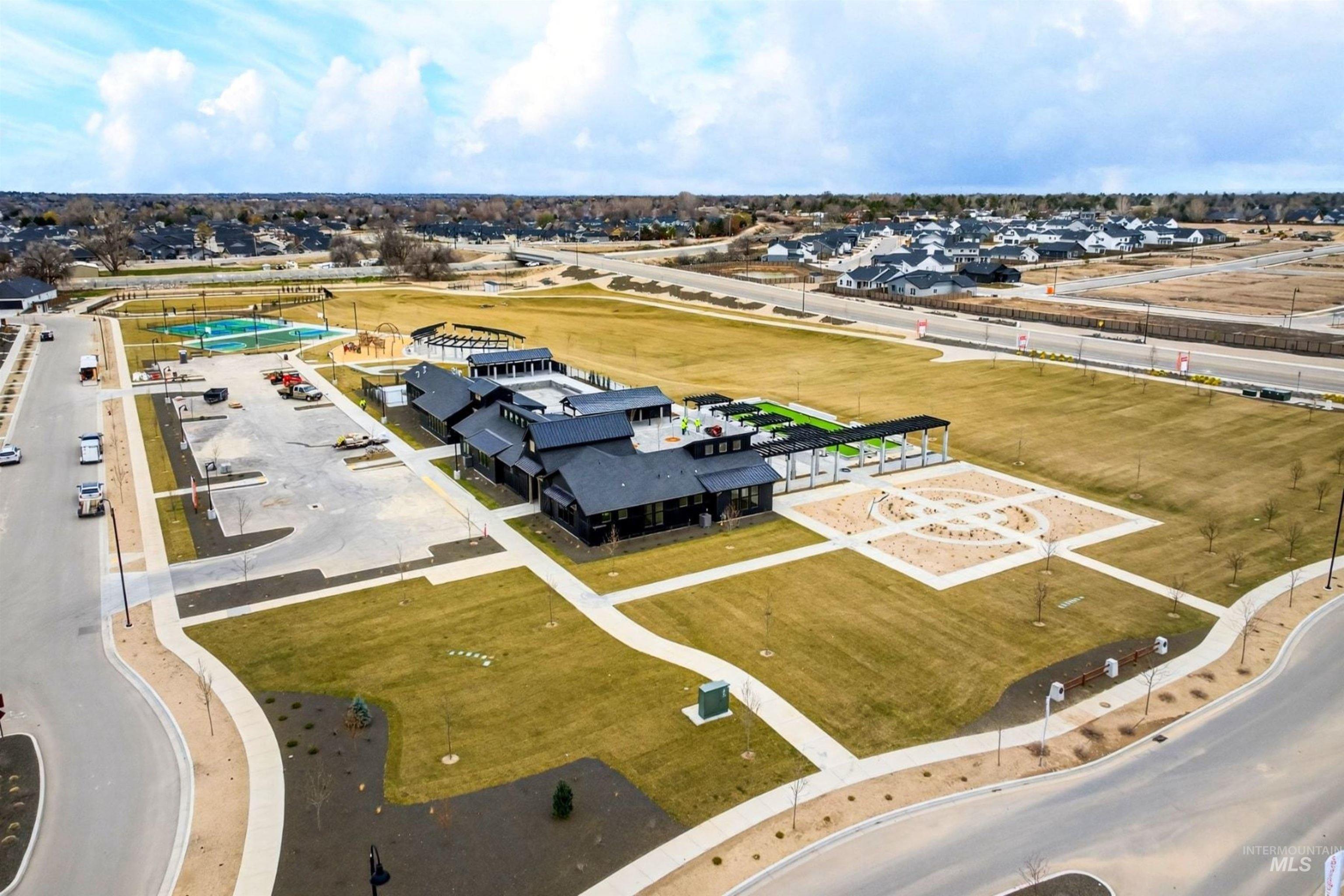 7160 W Riverwood Street, Boise, Idaho 83709, 4 Bedrooms, 2.5 Bathrooms, Residential For Sale, Price $535,000,MLS 98977177