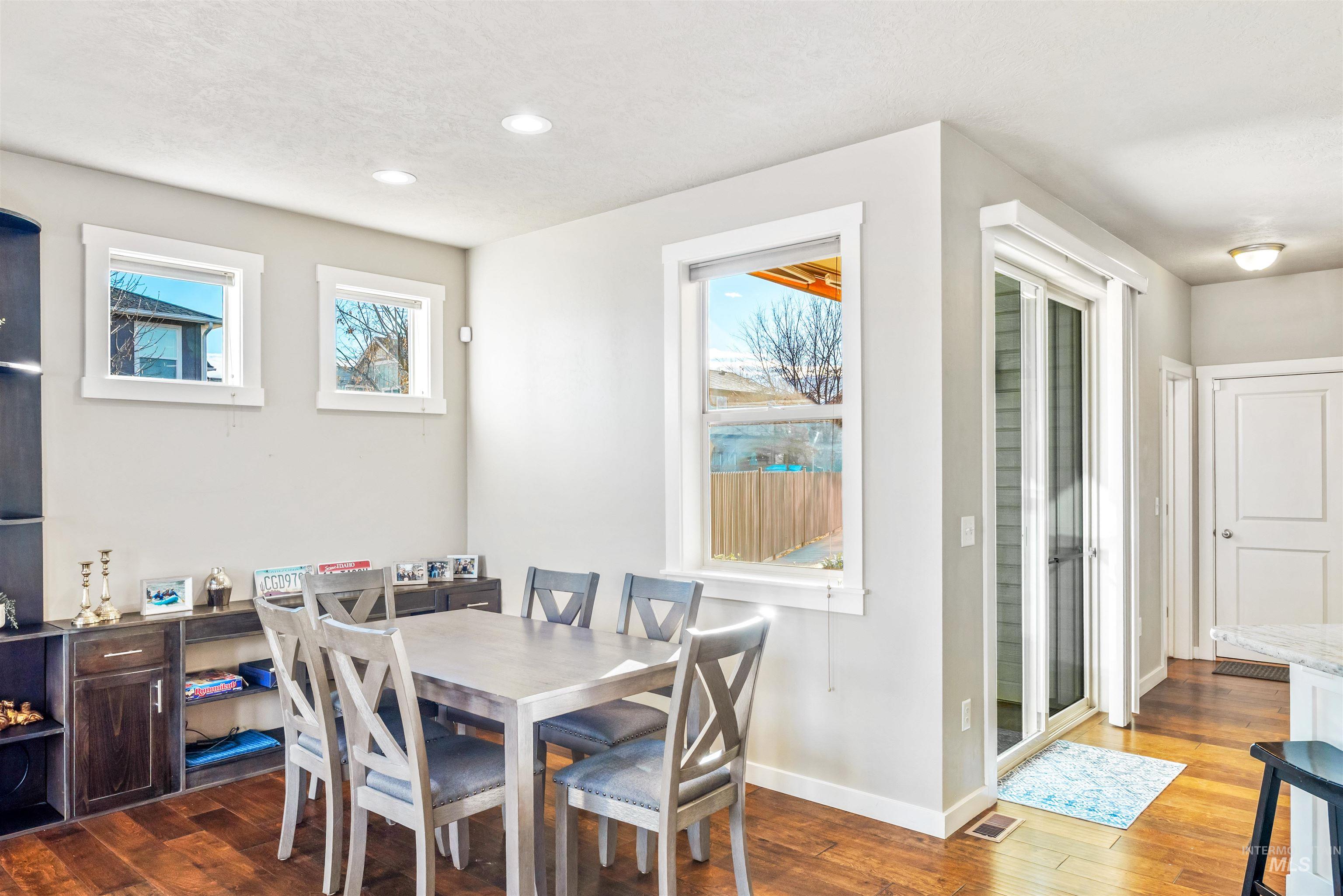 4405 S Epsilon Ave, Boise, Idaho 83716, 3 Bedrooms, 2.5 Bathrooms, Residential For Sale, Price $569,900,MLS 98977179