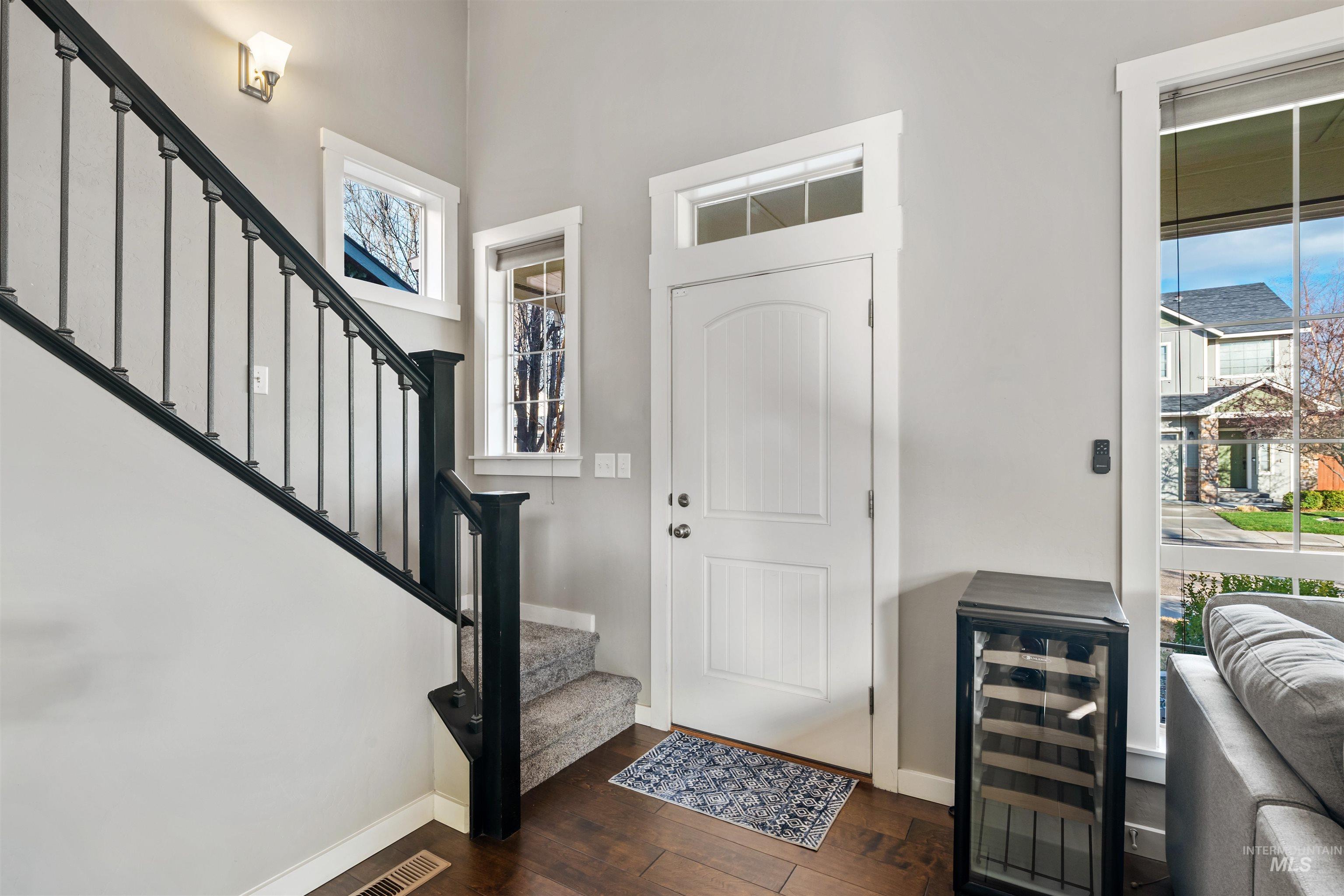 4405 S Epsilon Ave, Boise, Idaho 83716, 3 Bedrooms, 2.5 Bathrooms, Residential For Sale, Price $569,900,MLS 98977179