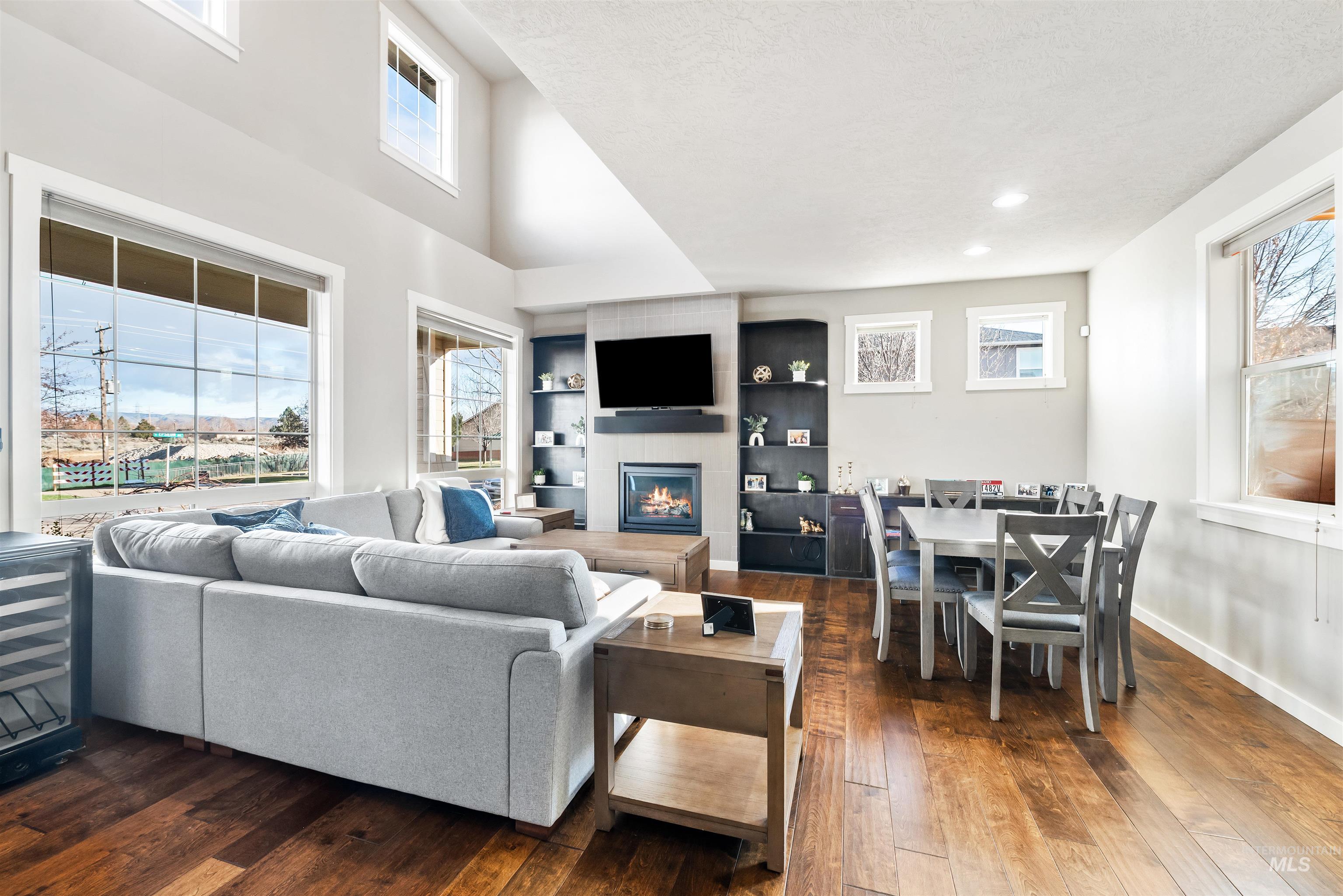 4405 S Epsilon Ave, Boise, Idaho 83716, 3 Bedrooms, 2.5 Bathrooms, Residential For Sale, Price $569,900,MLS 98977179