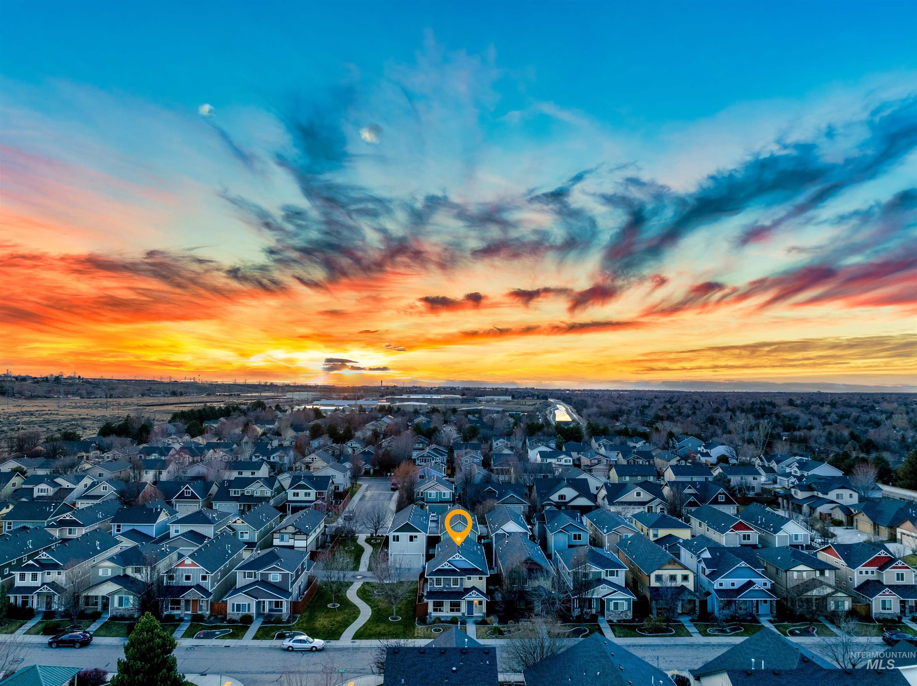 4405 S Epsilon Ave, Boise, Idaho 83716, 3 Bedrooms, 2.5 Bathrooms, Residential For Sale, Price $569,900,MLS 98977179