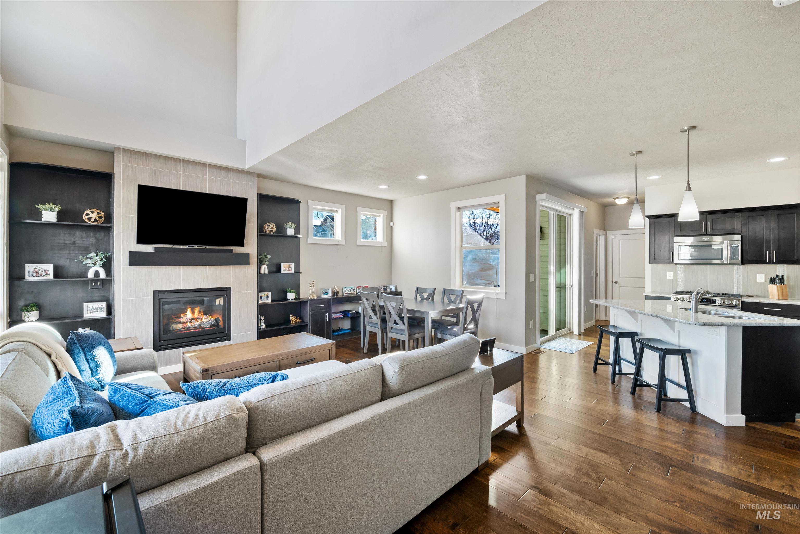 4405 S Epsilon Ave, Boise, Idaho 83716, 3 Bedrooms, 2.5 Bathrooms, Residential For Sale, Price $569,900,MLS 98977179