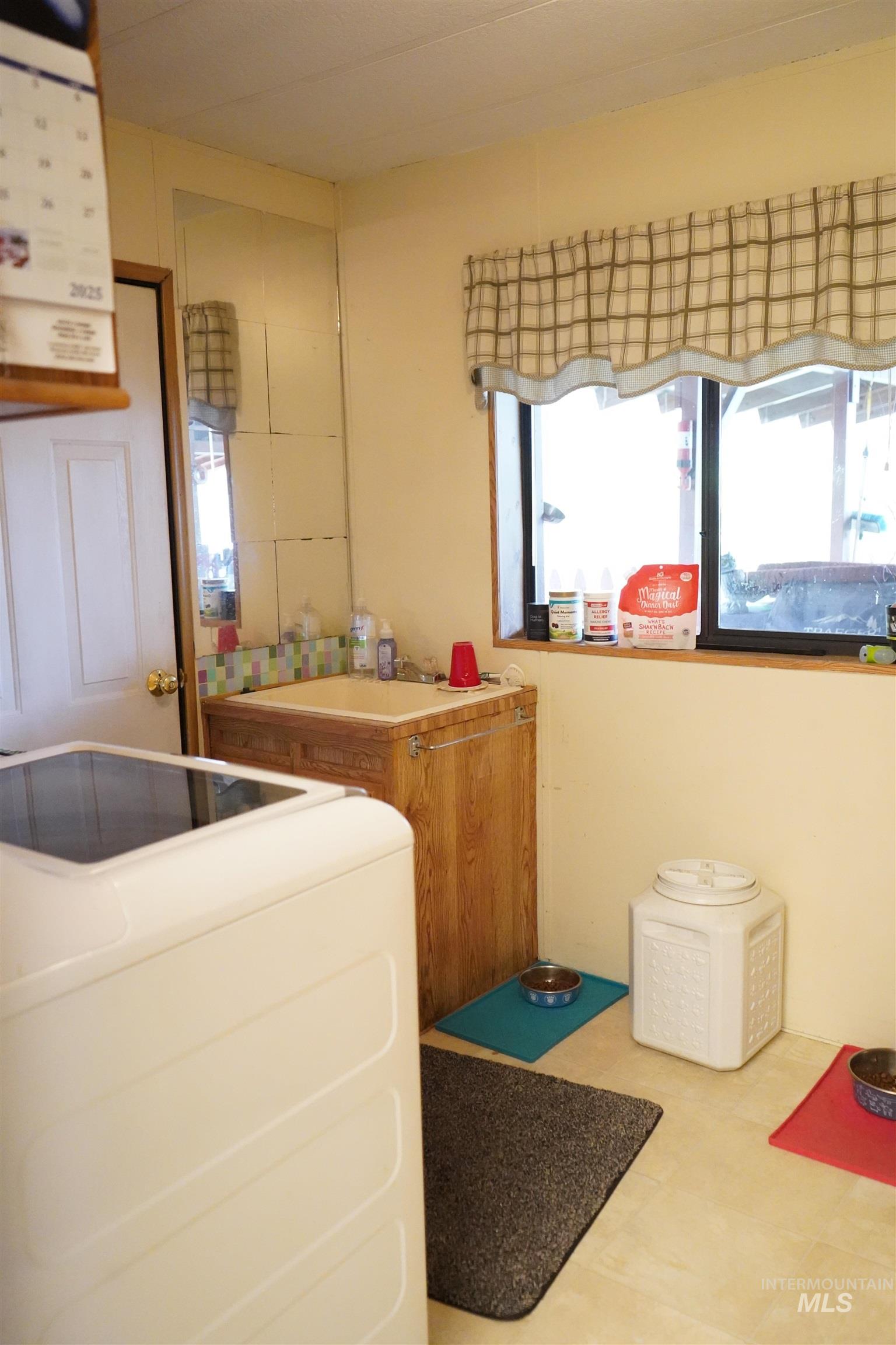 167 Beaverslide Rd, Kamiah, Idaho 83536, 3 Bedrooms, 2 Bathrooms, Residential For Sale, Price $320,000,MLS 98977180