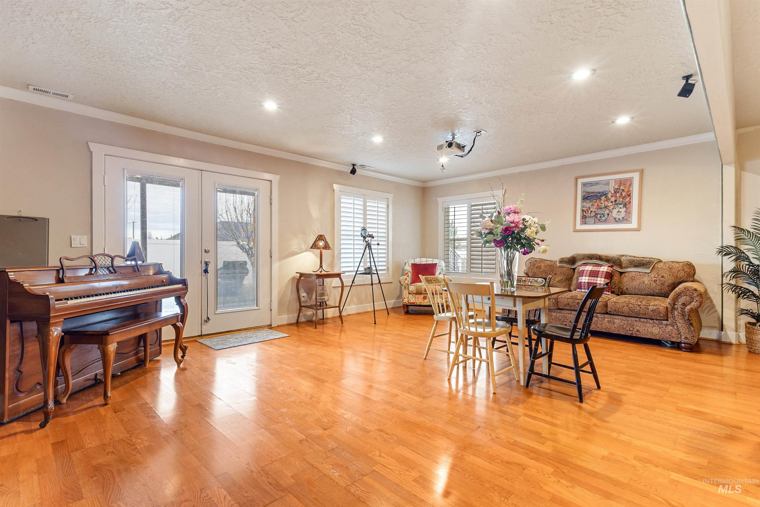 4834 S Fern St., Nampa, Idaho 83686, 5 Bedrooms, 4 Bathrooms, Residential For Sale, Price $724,900,MLS 98977181