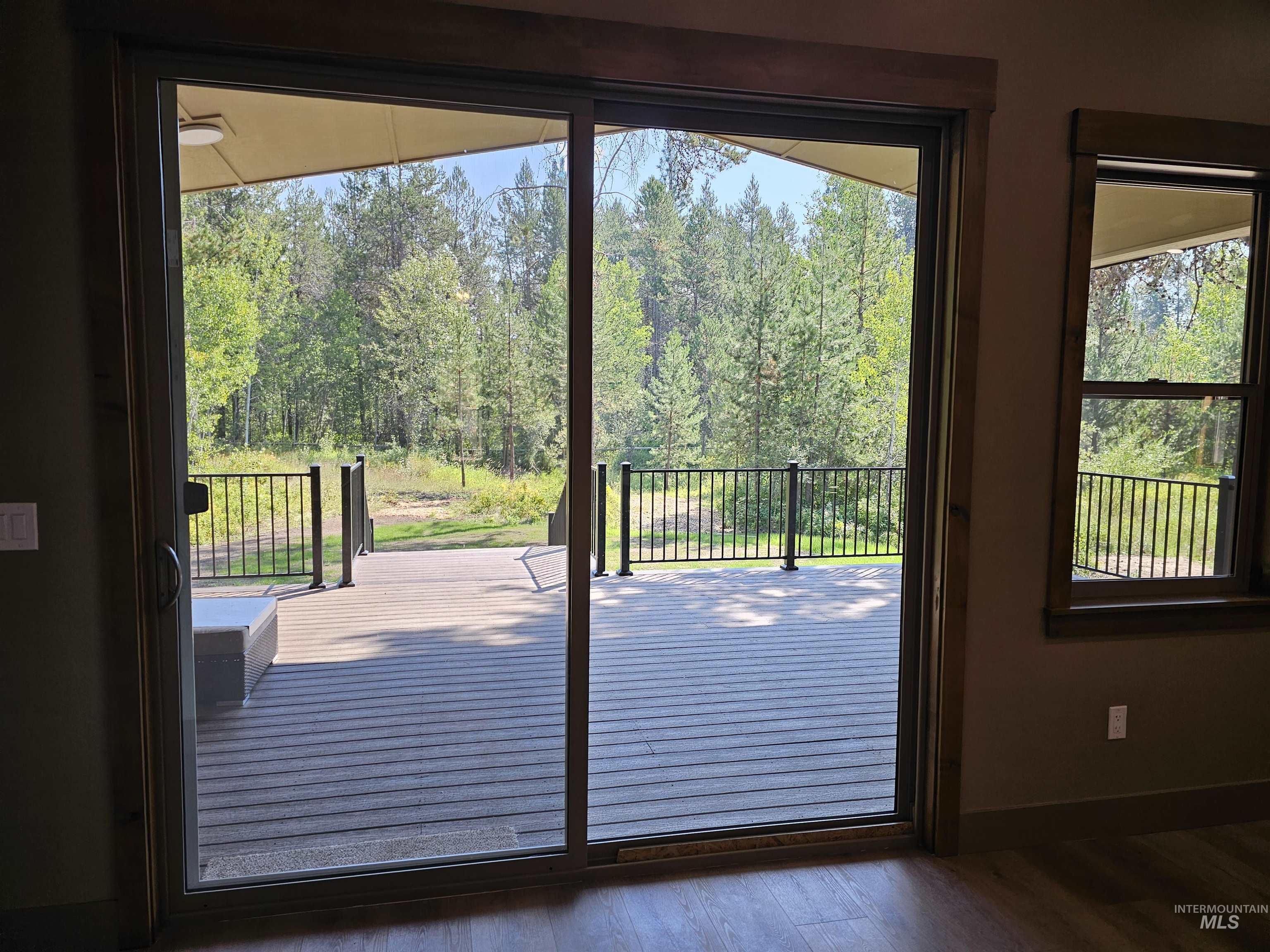 12930 Dawn Dr., Donnelly, Idaho 83615, 5 Bedrooms, 3.5 Bathrooms, Residential For Sale, Price $1,575,000,MLS 98977182