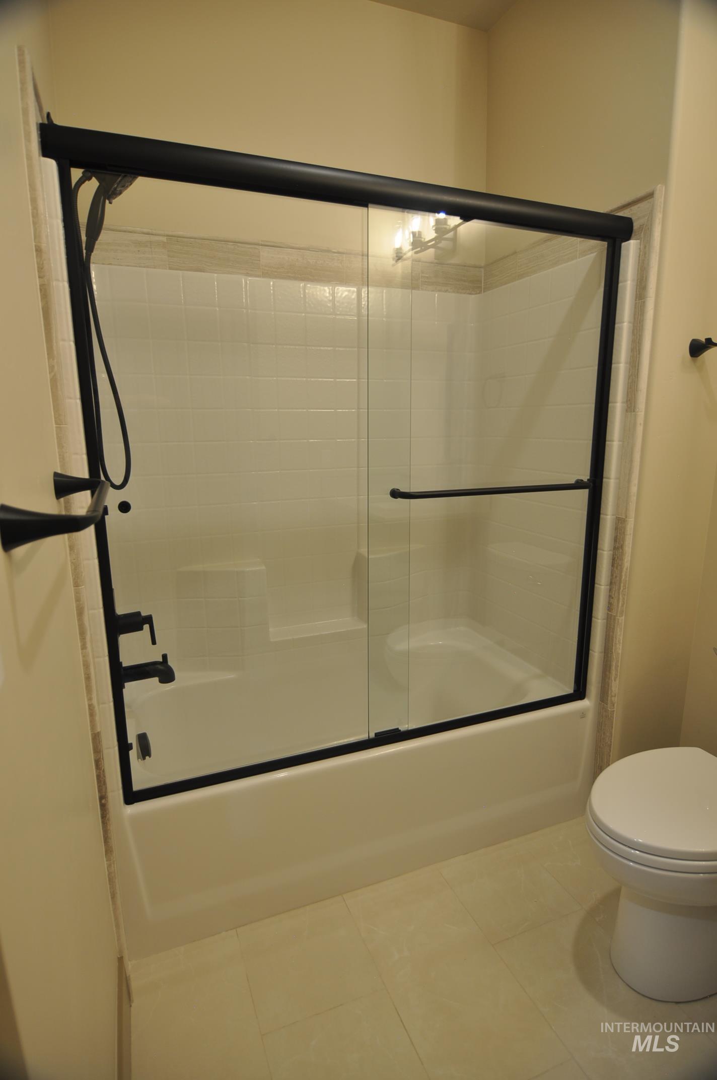 12930 Dawn Dr., Donnelly, Idaho 83615, 5 Bedrooms, 3.5 Bathrooms, Residential For Sale, Price $1,575,000,MLS 98977182