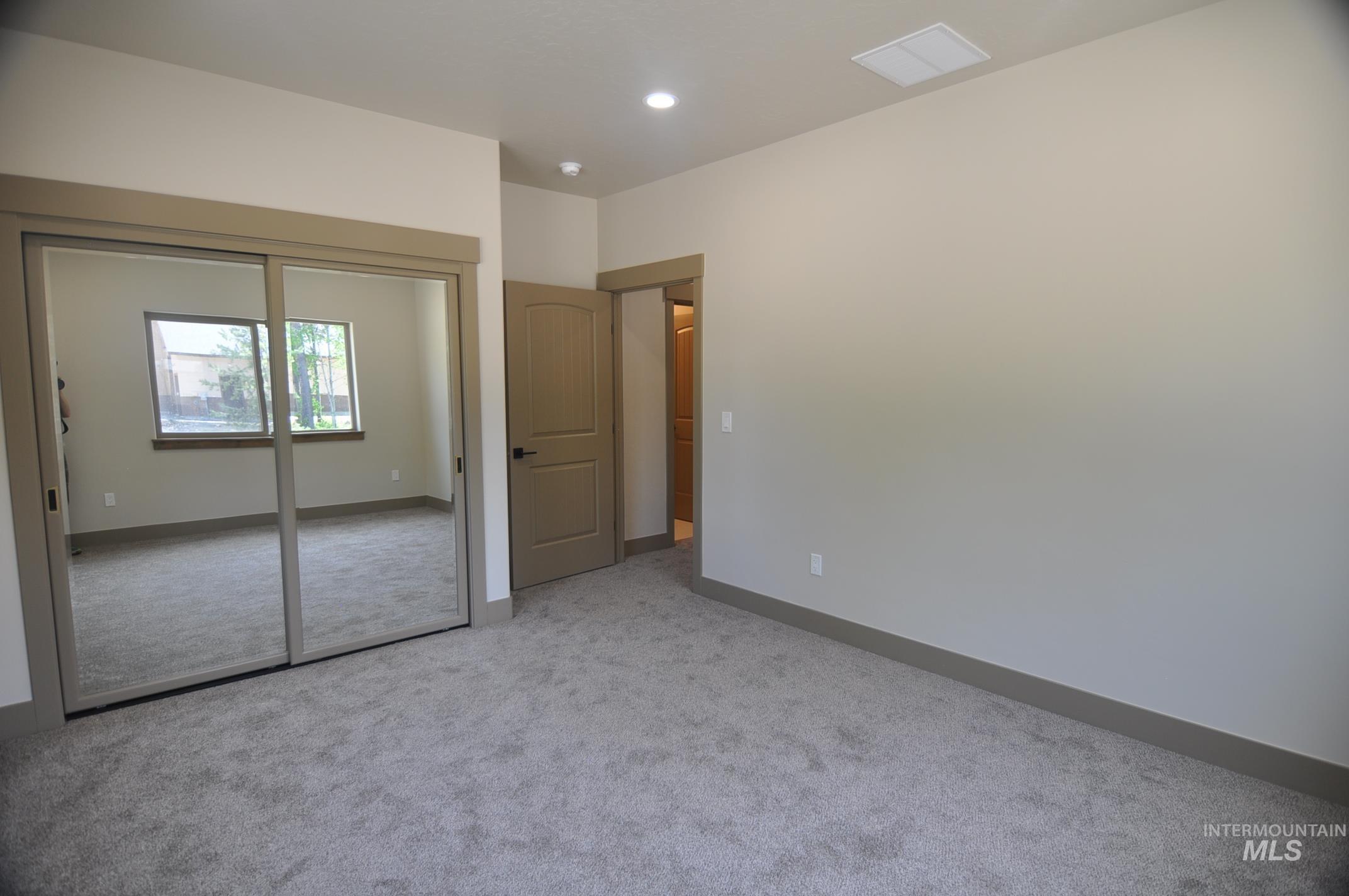 12930 Dawn Dr., Donnelly, Idaho 83615, 5 Bedrooms, 3.5 Bathrooms, Residential For Sale, Price $1,575,000,MLS 98977182