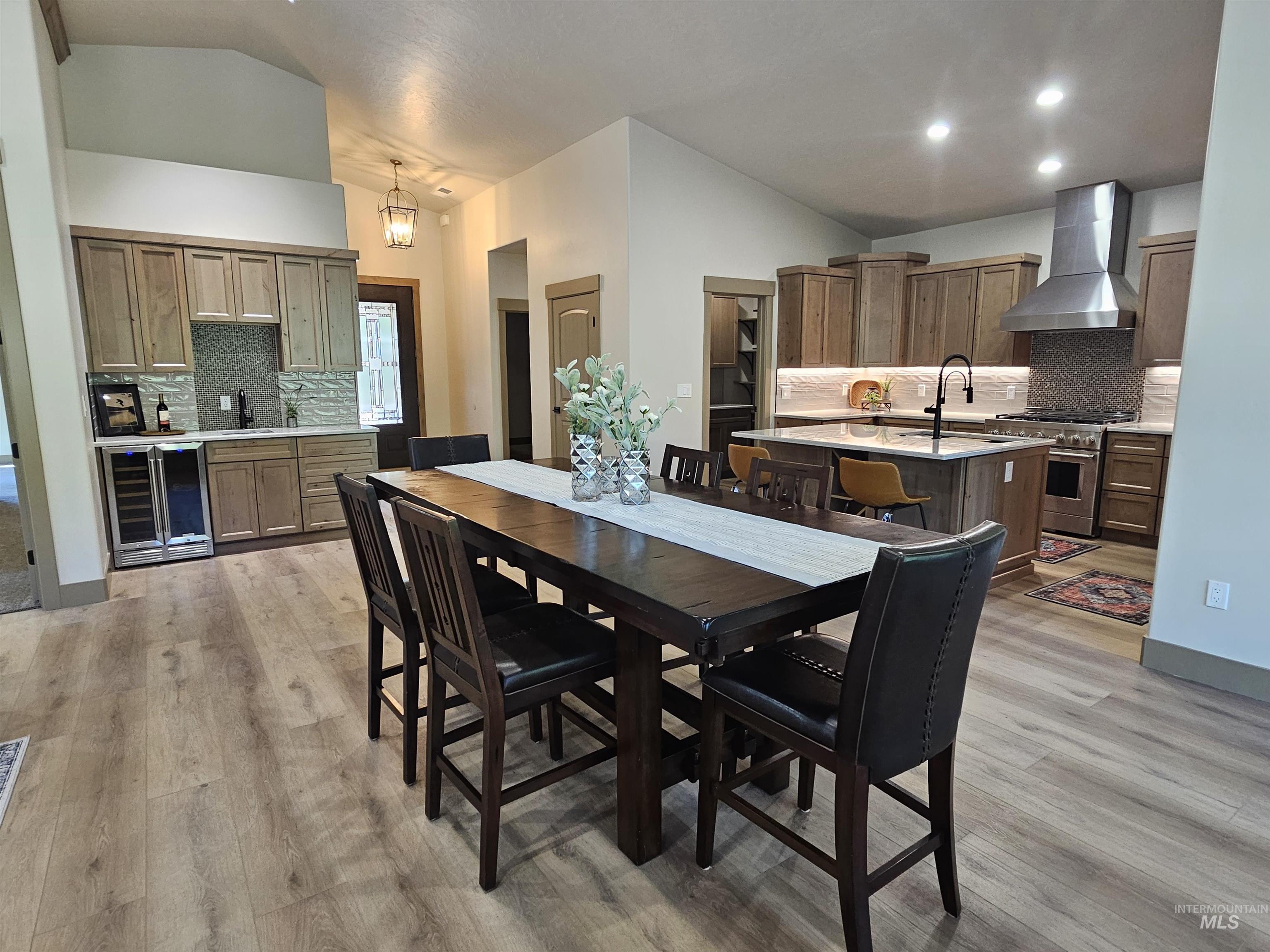 12930 Dawn Dr., Donnelly, Idaho 83615, 5 Bedrooms, 3.5 Bathrooms, Residential For Sale, Price $1,575,000,MLS 98977182