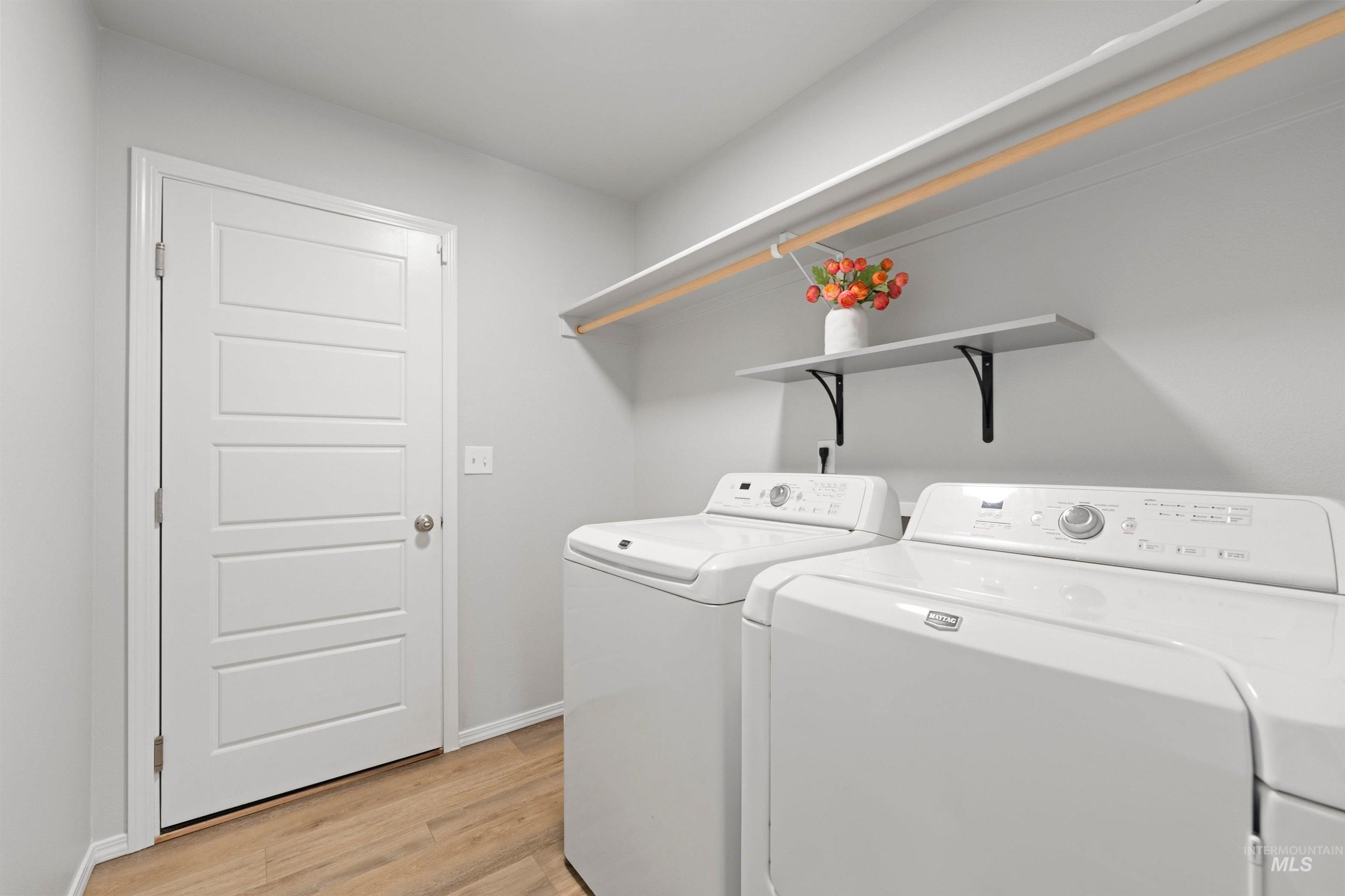 1122 N Madagascar Avenue, Star, Idaho 83669-6271, 4 Bedrooms, 2 Bathrooms, Residential For Sale, Price $495,000,MLS 98977183