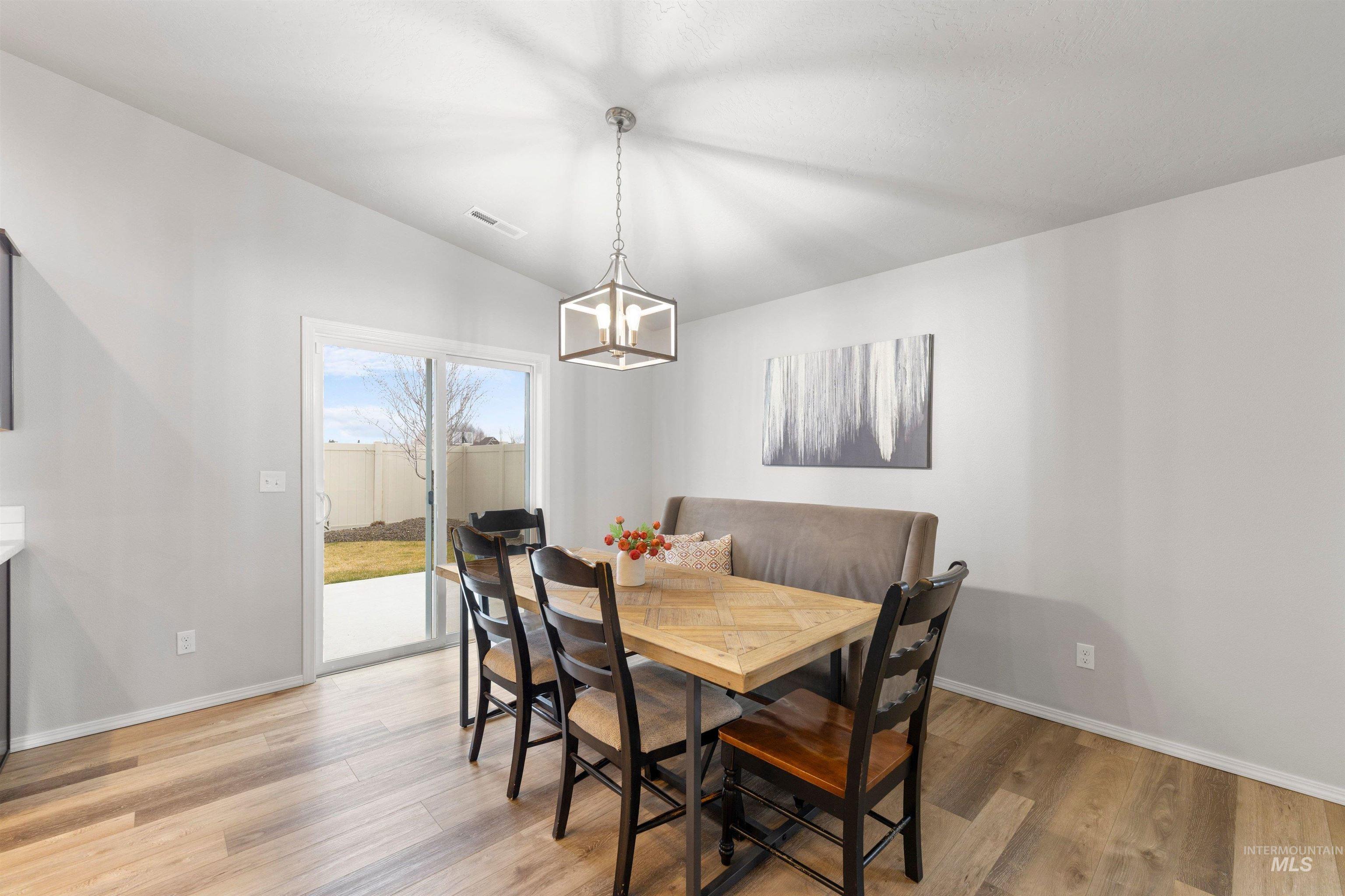 1122 N Madagascar Avenue, Star, Idaho 83669-6271, 4 Bedrooms, 2 Bathrooms, Residential For Sale, Price $495,000,MLS 98977183