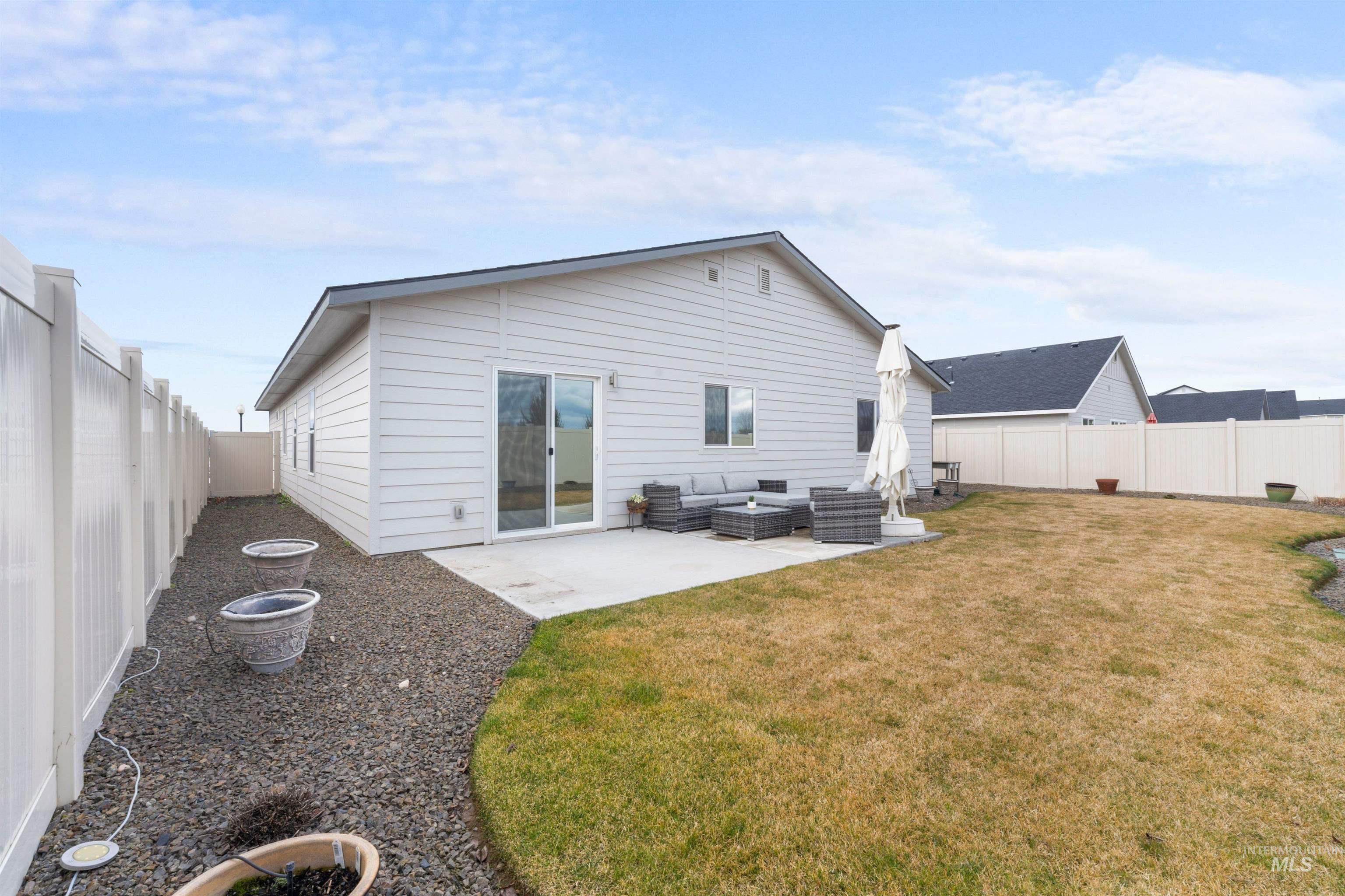 1122 N Madagascar Avenue, Star, Idaho 83669-6271, 4 Bedrooms, 2 Bathrooms, Residential For Sale, Price $495,000,MLS 98977183