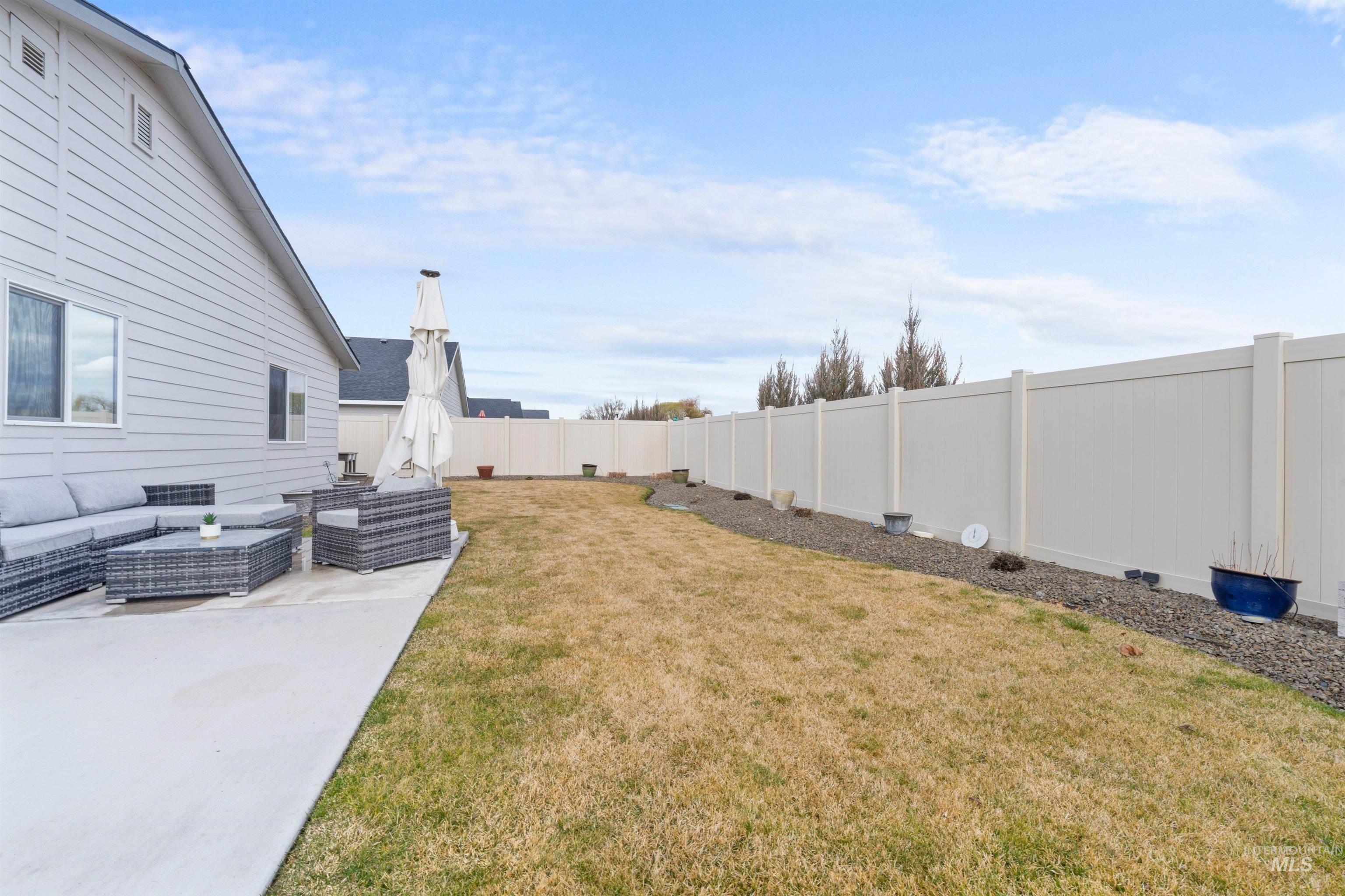 1122 N Madagascar Avenue, Star, Idaho 83669-6271, 4 Bedrooms, 2 Bathrooms, Residential For Sale, Price $495,000,MLS 98977183