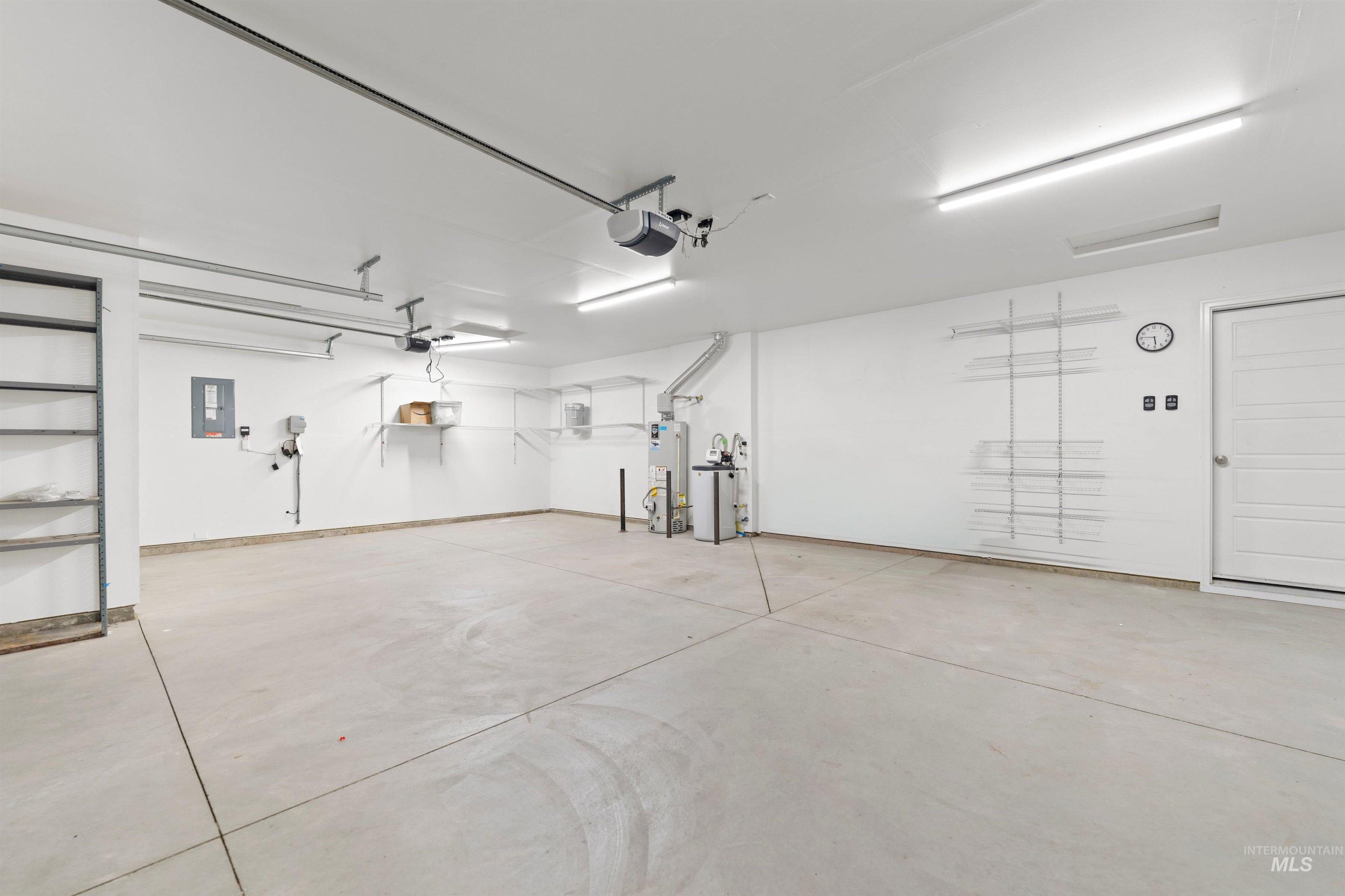 1122 N Madagascar Avenue, Star, Idaho 83669-6271, 4 Bedrooms, 2 Bathrooms, Residential For Sale, Price $495,000,MLS 98977183