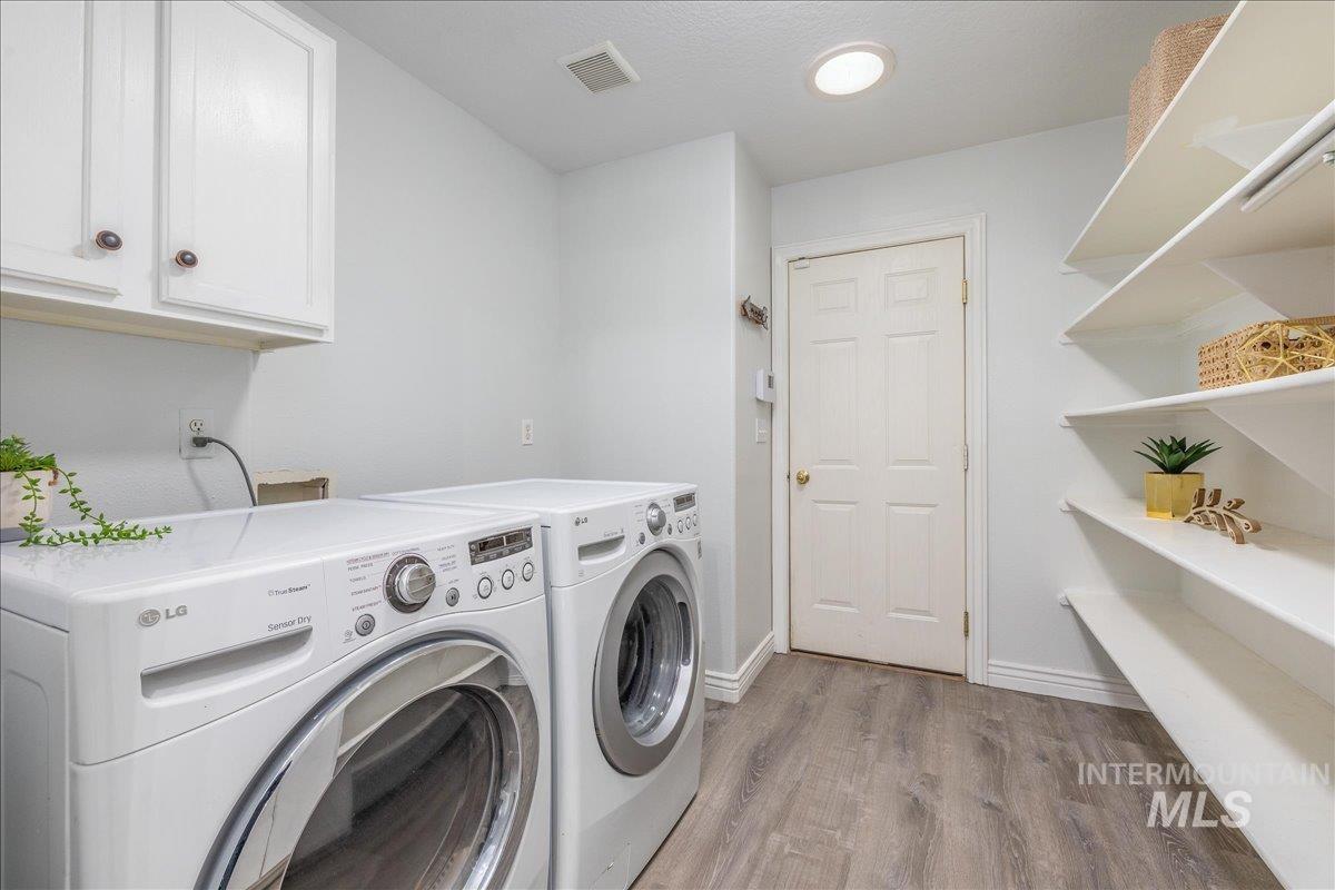 2805 E Umatilla Dr, Nampa, Idaho 83686, 3 Bedrooms, 2 Bathrooms, Residential For Sale, Price $429,900,MLS 98977185