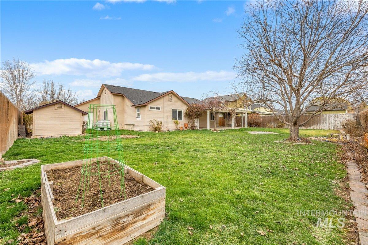 2805 E Umatilla Dr, Nampa, Idaho 83686, 3 Bedrooms, 2 Bathrooms, Residential For Sale, Price $429,900,MLS 98977185