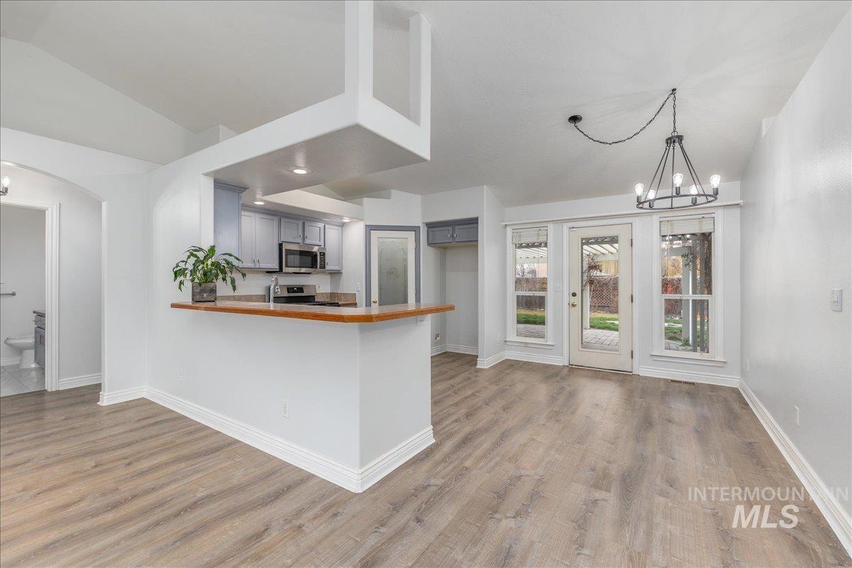 2805 E Umatilla Dr, Nampa, Idaho 83686, 3 Bedrooms, 2 Bathrooms, Residential For Sale, Price $429,900,MLS 98977185