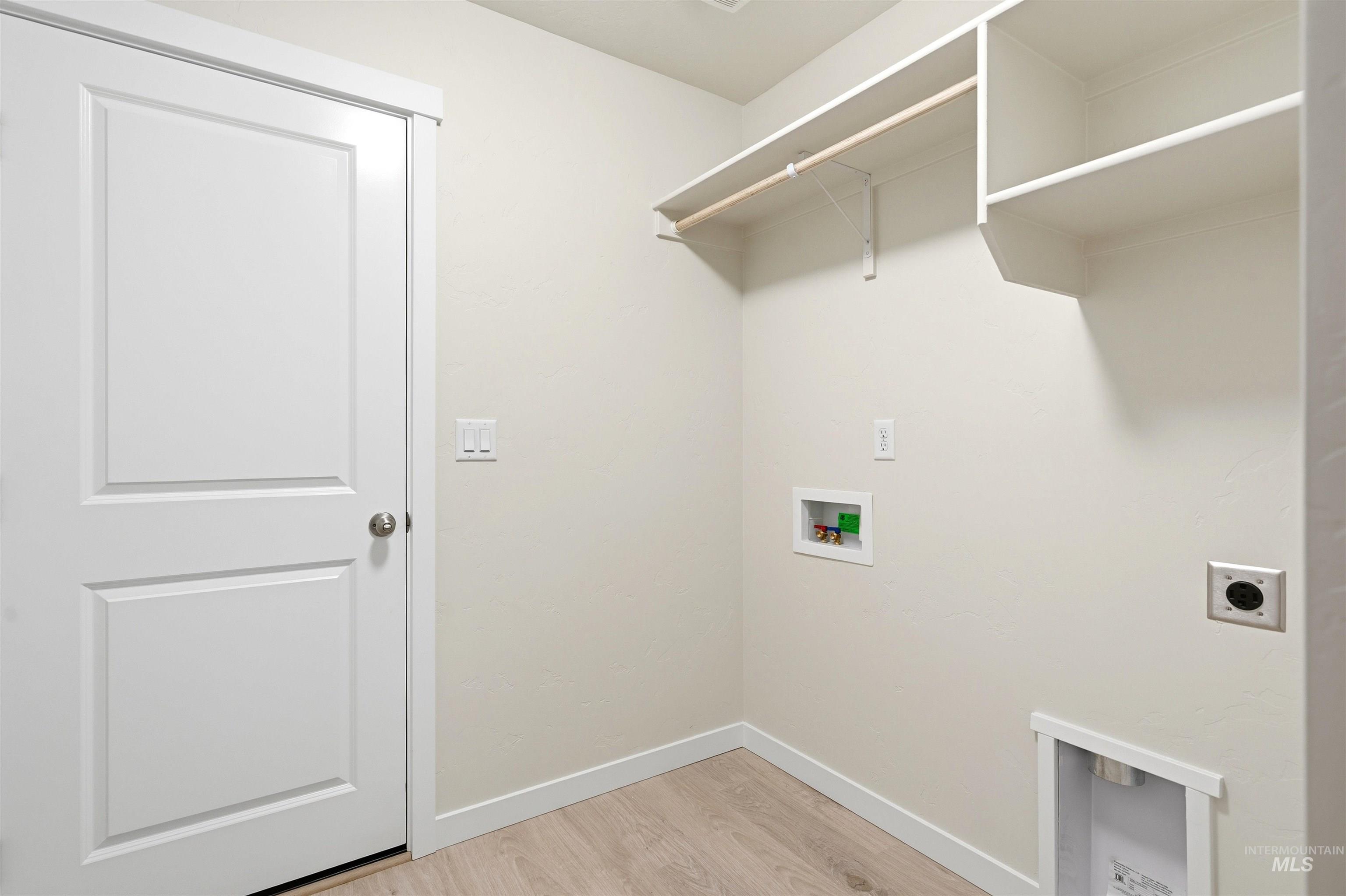 7700 E Meriwether Dr, Nampa, Idaho 83687, 4 Bedrooms, 2 Bathrooms, Residential For Sale, Price $484,990,MLS 98977189