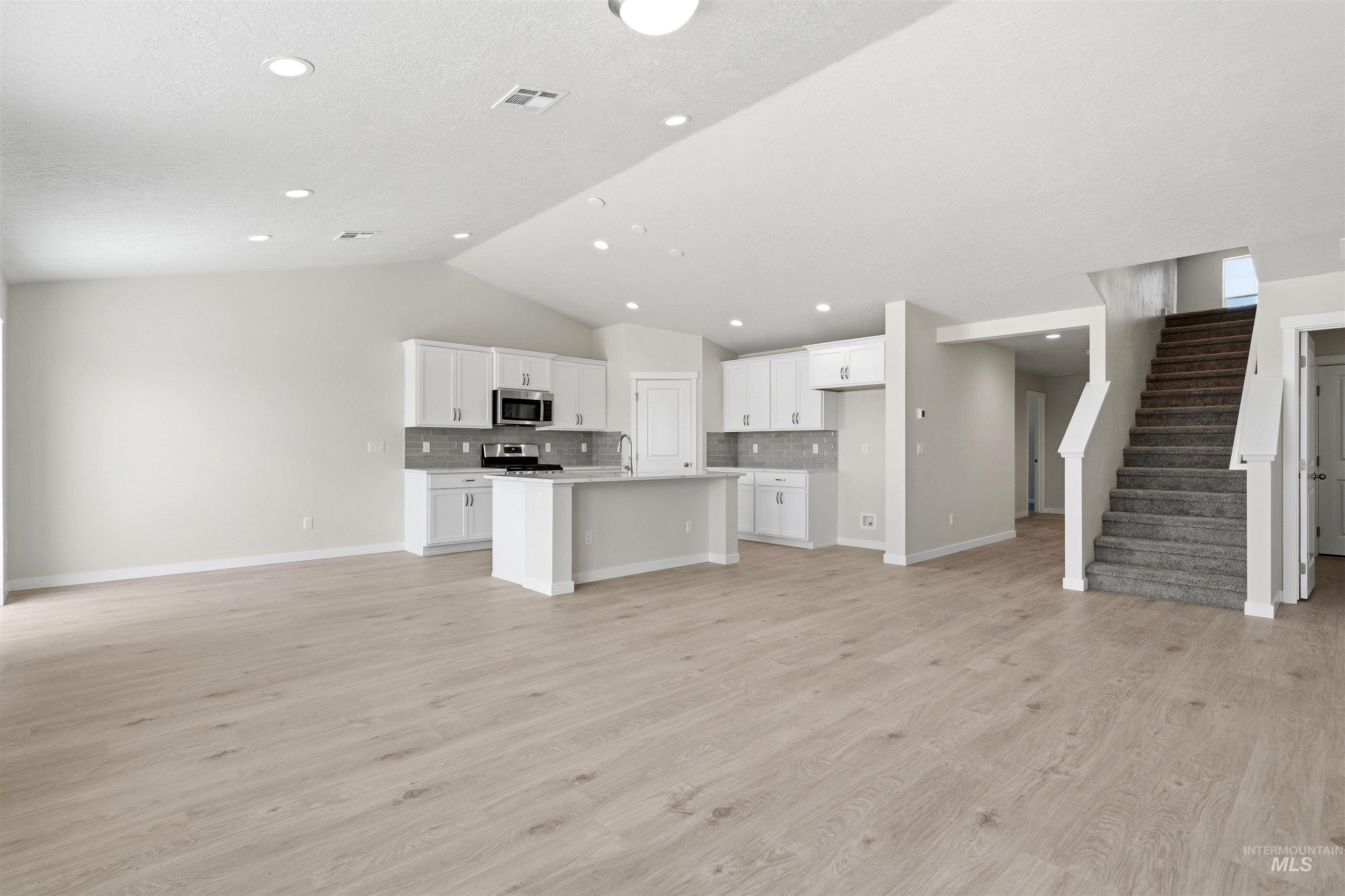 7700 E Meriwether Dr, Nampa, Idaho 83687, 4 Bedrooms, 2 Bathrooms, Residential For Sale, Price $484,990,MLS 98977189