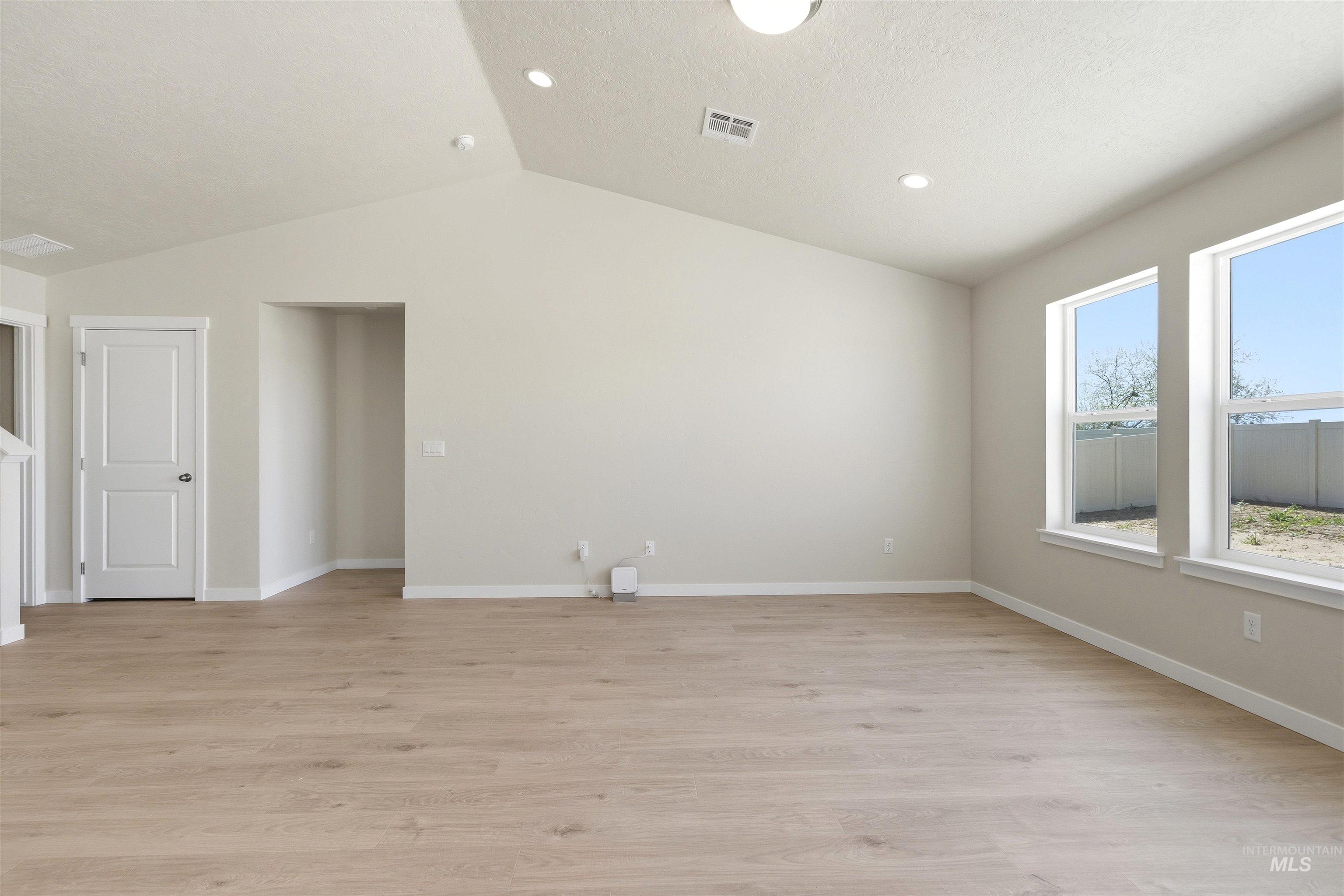 7700 E Meriwether Dr, Nampa, Idaho 83687, 4 Bedrooms, 2 Bathrooms, Residential For Sale, Price $484,990,MLS 98977189