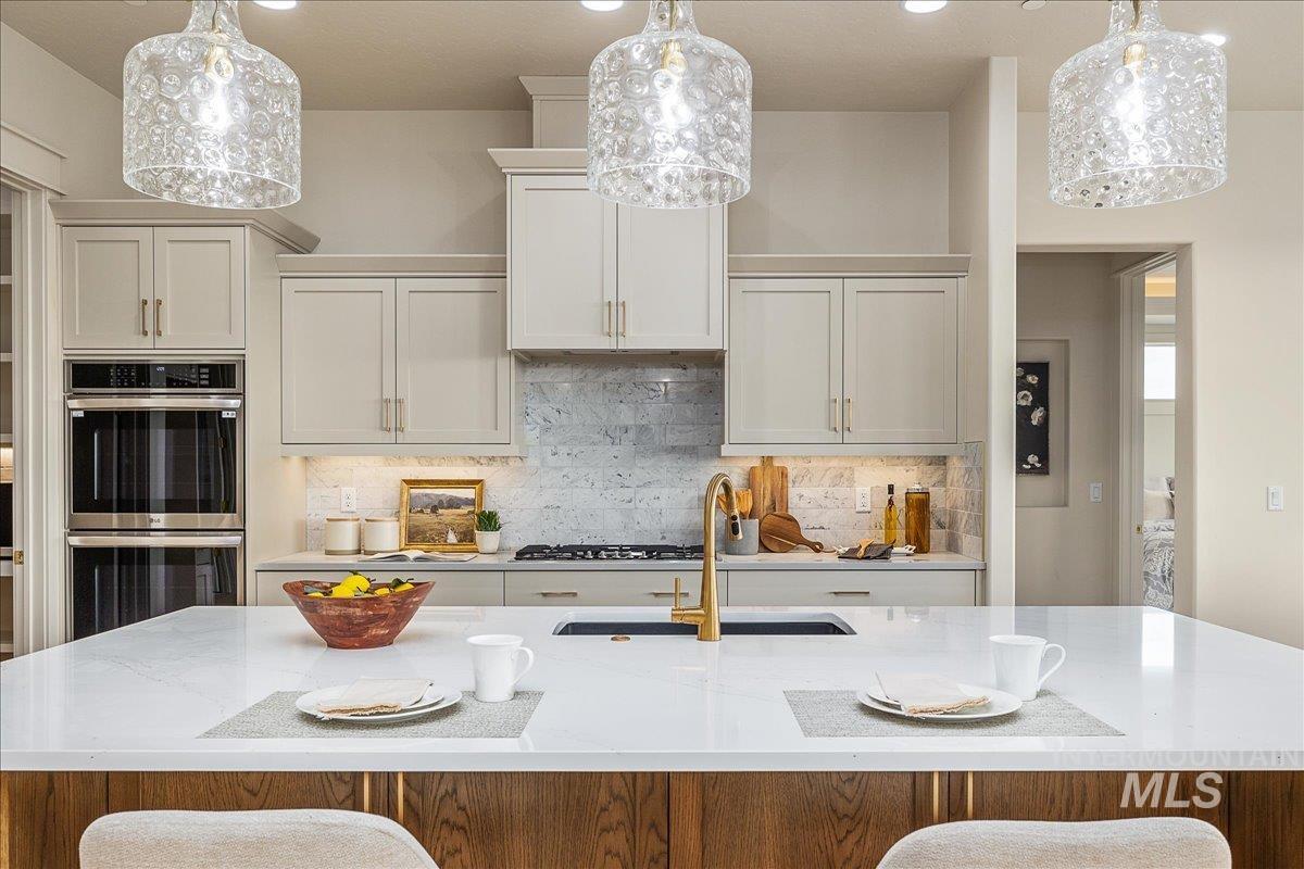 27202 Iron Horse, Caldwell, Idaho 83607, 4 Bedrooms, 3.5 Bathrooms, Residential For Sale, Price $1,350,000,MLS 98977190