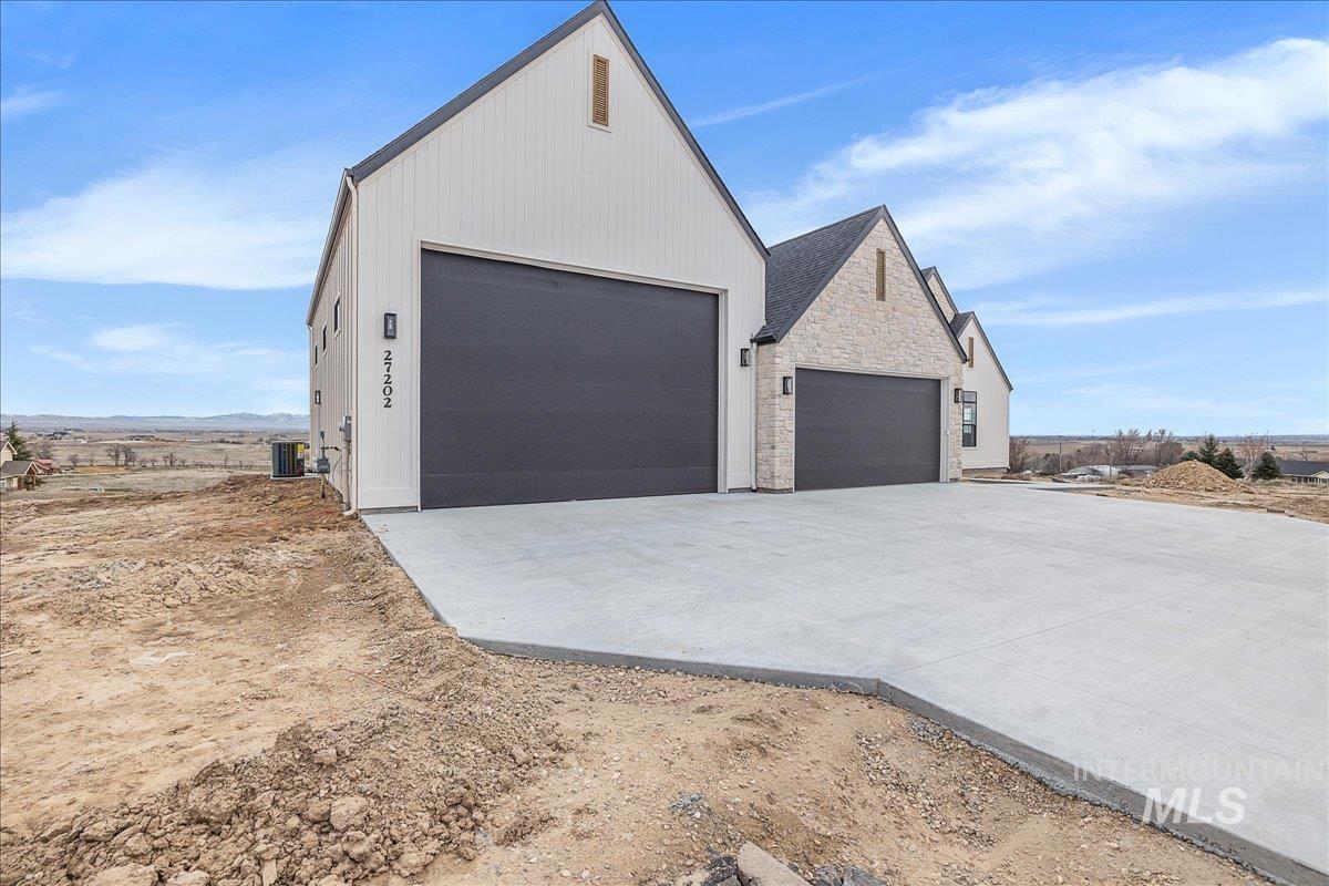 27202 Iron Horse, Caldwell, Idaho 83607, 4 Bedrooms, 3.5 Bathrooms, Residential For Sale, Price $1,350,000,MLS 98977190
