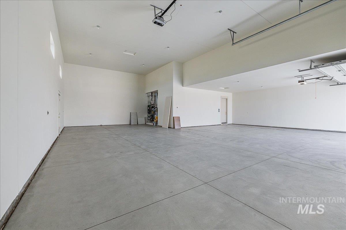 27202 Iron Horse, Caldwell, Idaho 83607, 3 Bedrooms, 3.5 Bathrooms, Residential For Sale, Price $1,239,900,MLS 98977190