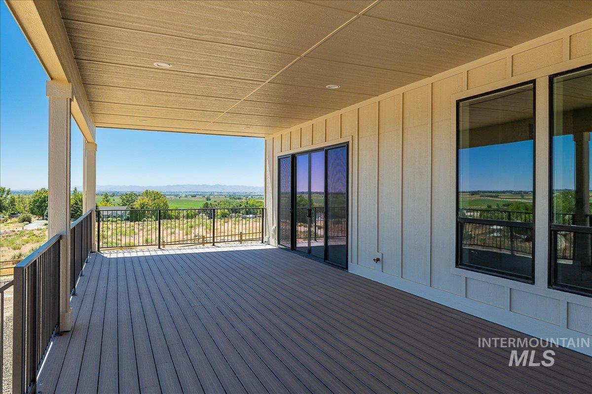 27202 Iron Horse, Caldwell, Idaho 83607, 3 Bedrooms, 3.5 Bathrooms, Residential For Sale, Price $1,239,900,MLS 98977190