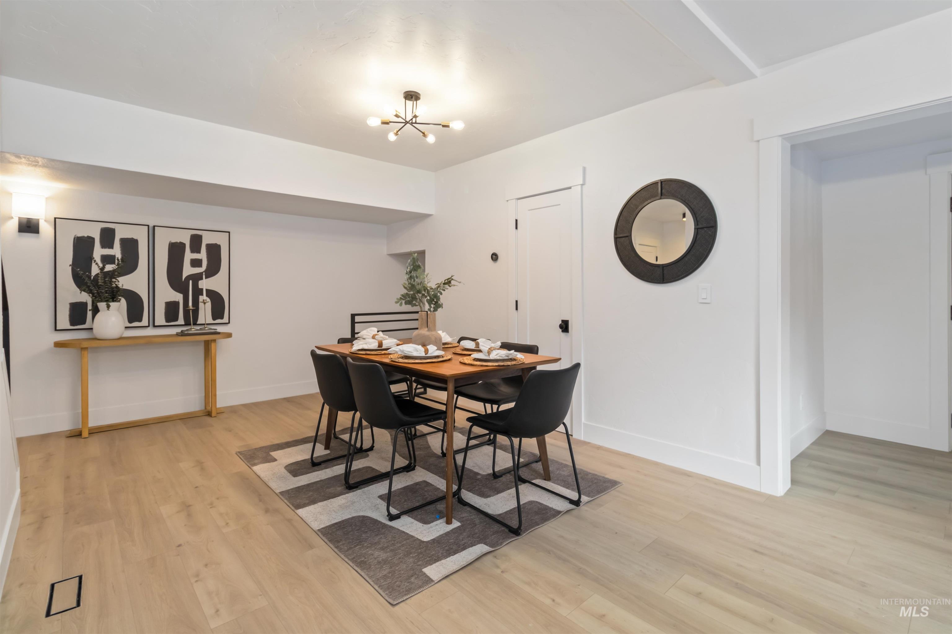 1113 N 20th St, Boise, Idaho 83702, 3 Bedrooms, 3 Bathrooms, Residential For Sale, Price $950,000,MLS 98977191