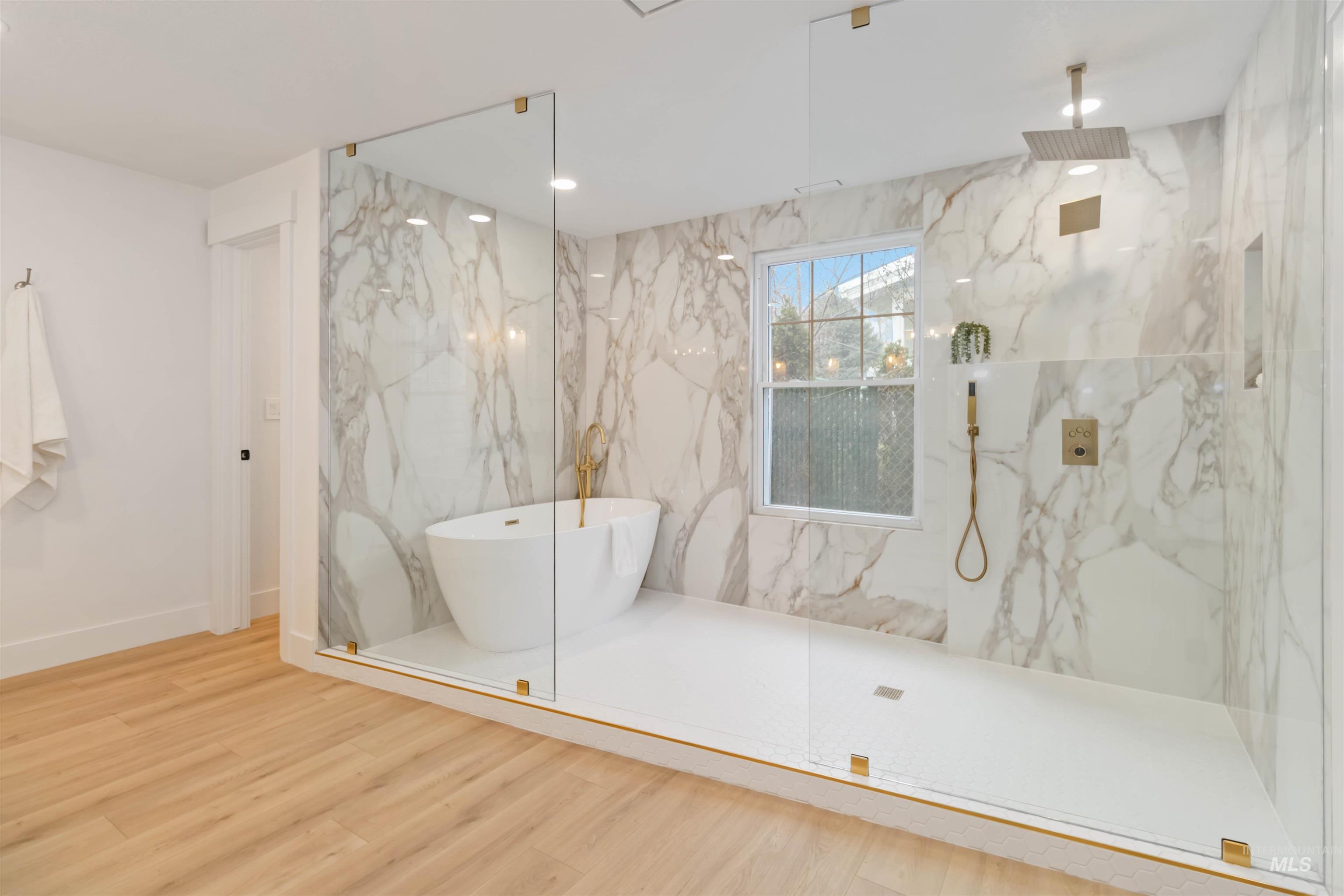 1113 N 20th St, Boise, Idaho 83702, 3 Bedrooms, 3 Bathrooms, Residential For Sale, Price $950,000,MLS 98977191