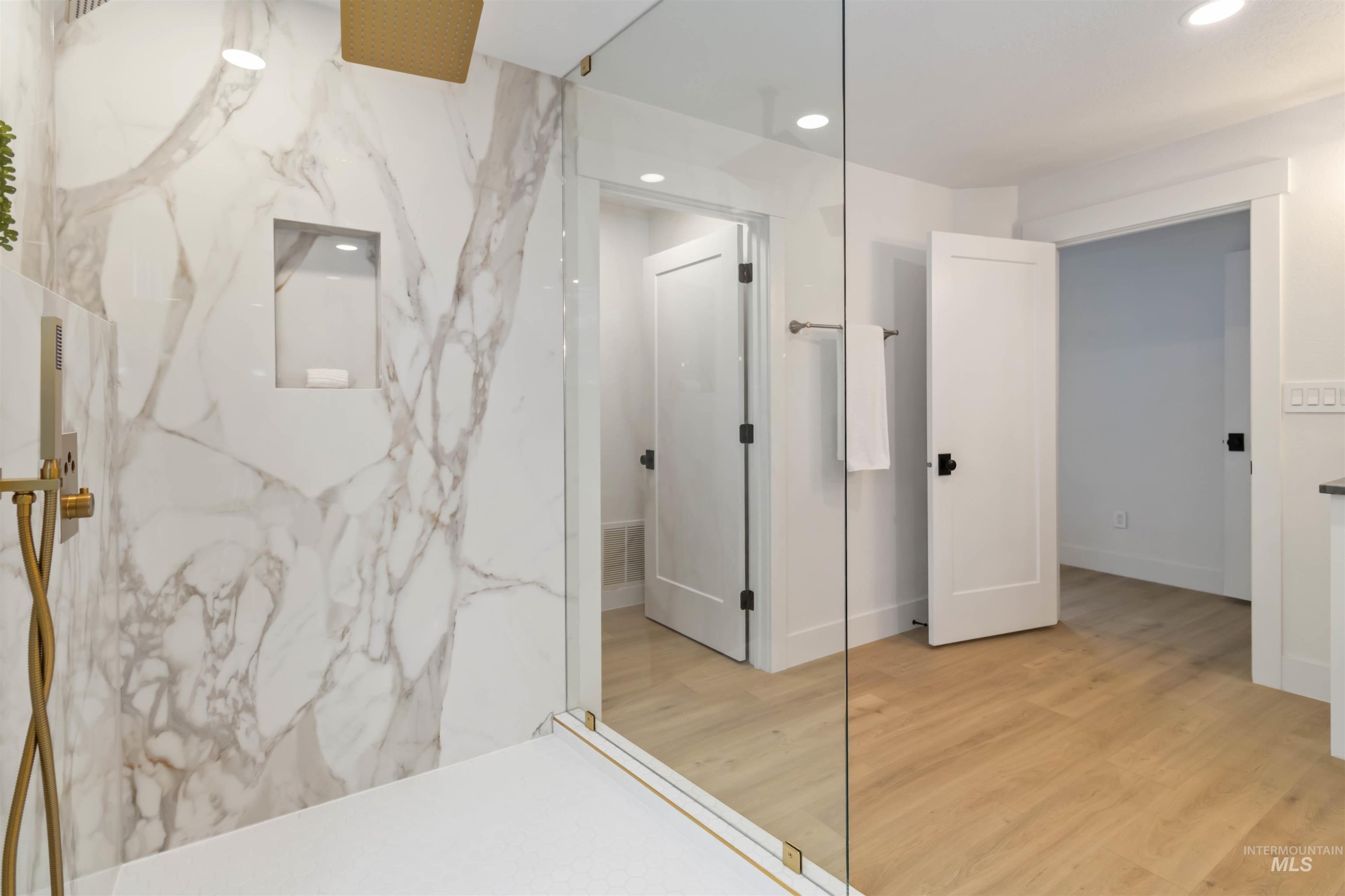 1113 N 20th St, Boise, Idaho 83702, 3 Bedrooms, 3 Bathrooms, Residential For Sale, Price $950,000,MLS 98977191