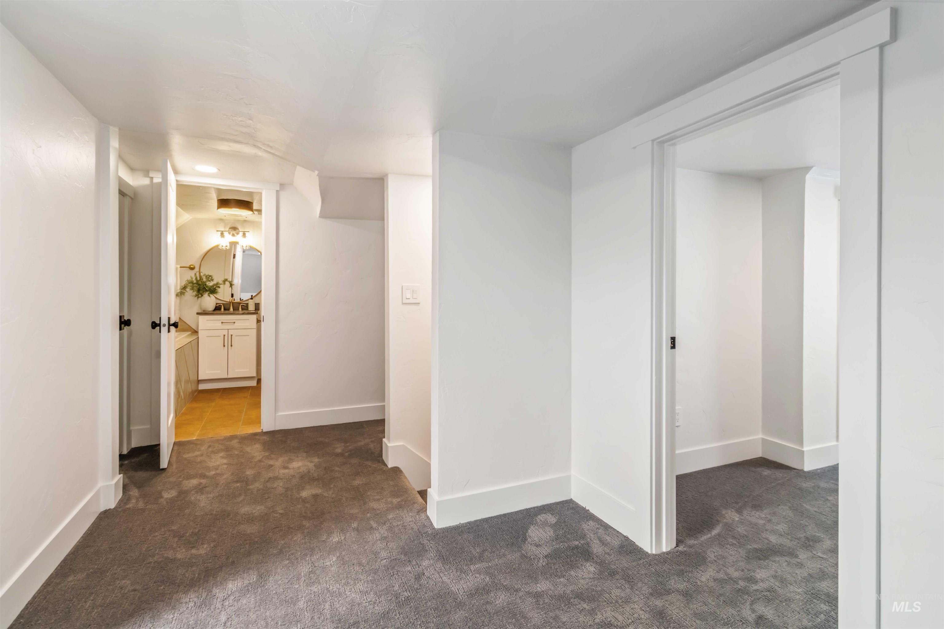 1113 N 20th St, Boise, Idaho 83702, 3 Bedrooms, 3 Bathrooms, Residential For Sale, Price $950,000,MLS 98977191