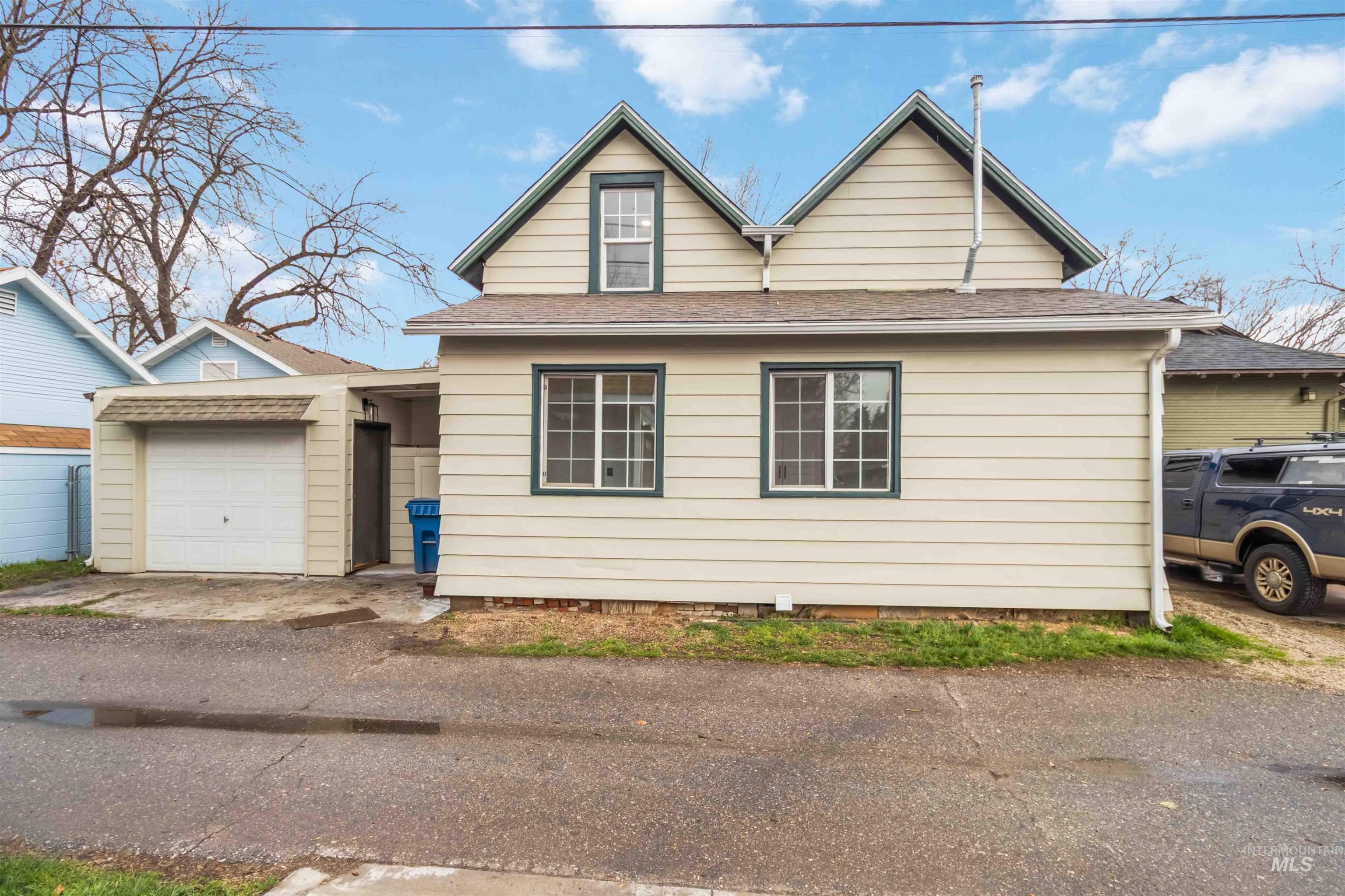 1113 N 20th St, Boise, Idaho 83702, 3 Bedrooms, 3 Bathrooms, Residential For Sale, Price $950,000,MLS 98977191