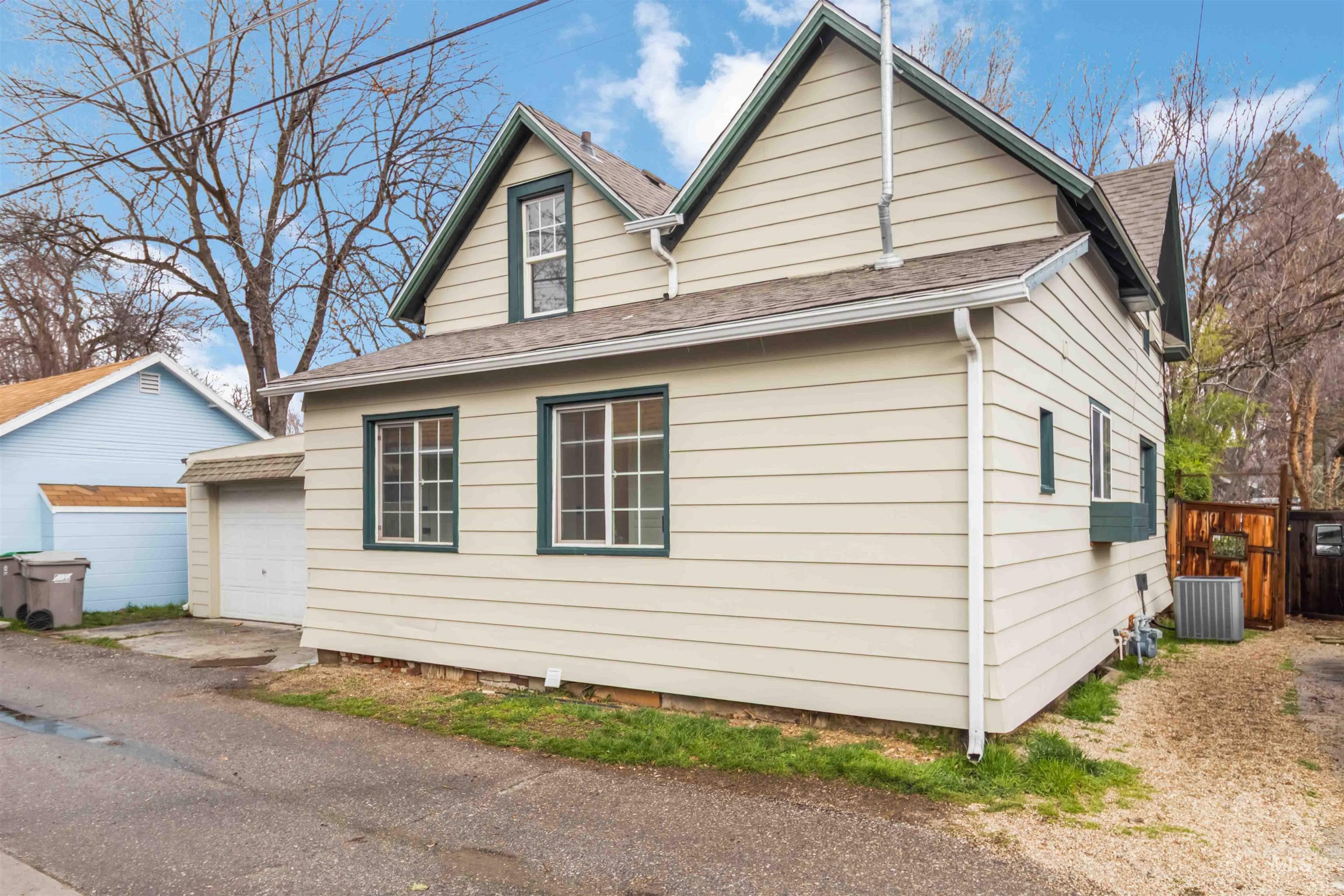 1113 N 20th St, Boise, Idaho 83702, 3 Bedrooms, 3 Bathrooms, Residential For Sale, Price $950,000,MLS 98977191