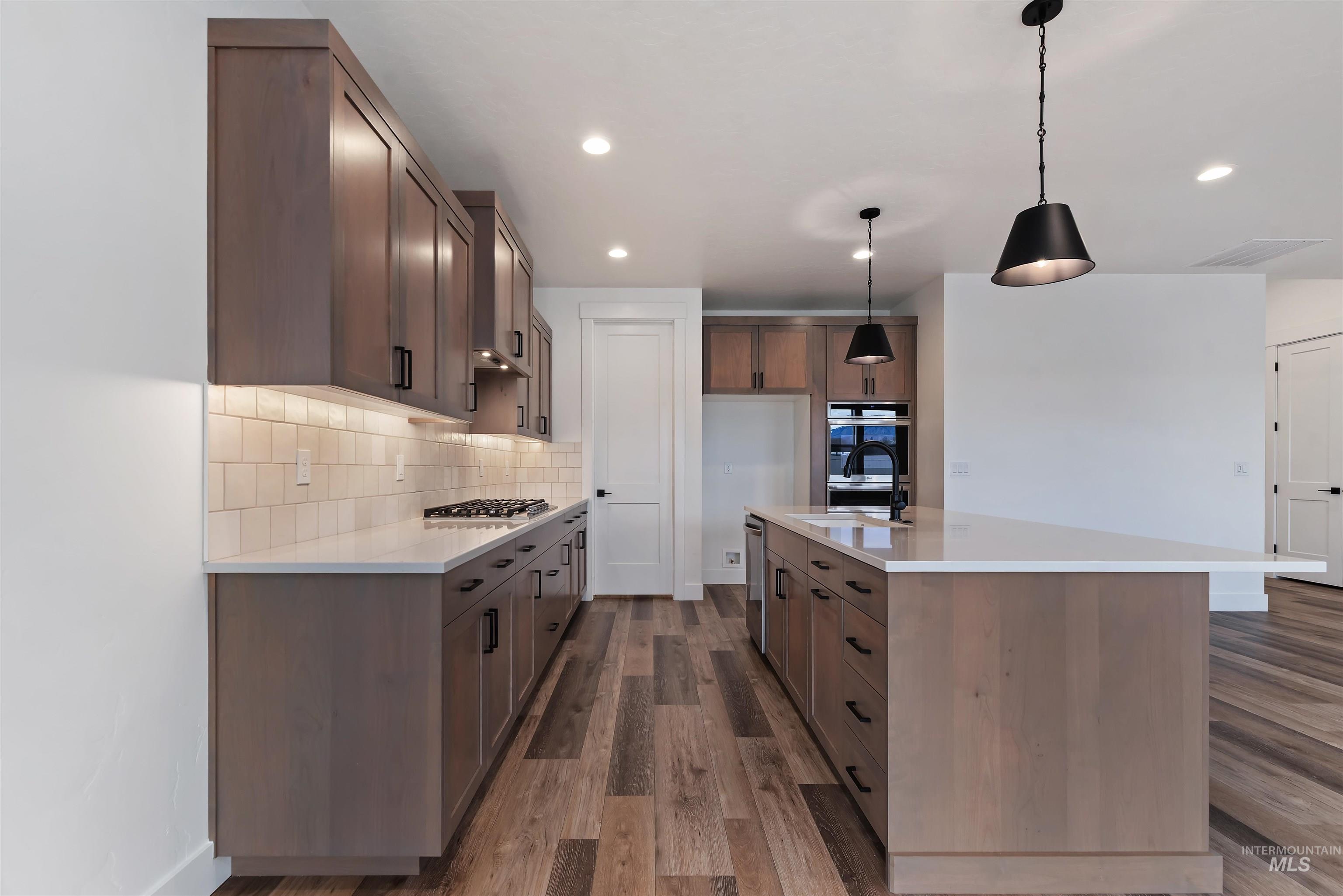 698 N Morning Glory Avenue, Eagle, Idaho 83616-0000, 3 Bedrooms, 2.5 Bathrooms, Residential For Sale, Price $749,900,MLS 98977192