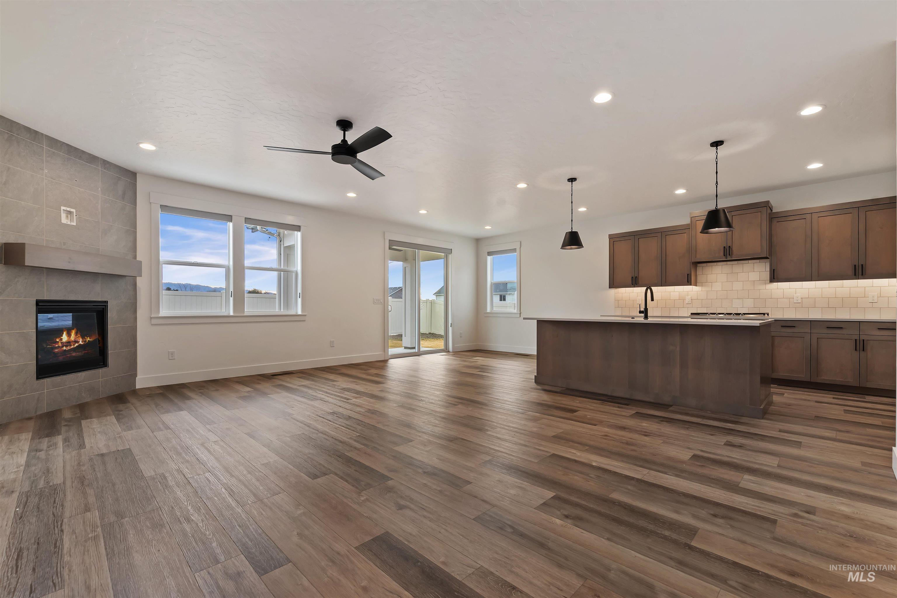 698 N Morning Glory Avenue, Eagle, Idaho 83616-0000, 3 Bedrooms, 2.5 Bathrooms, Residential For Sale, Price $749,900,MLS 98977192