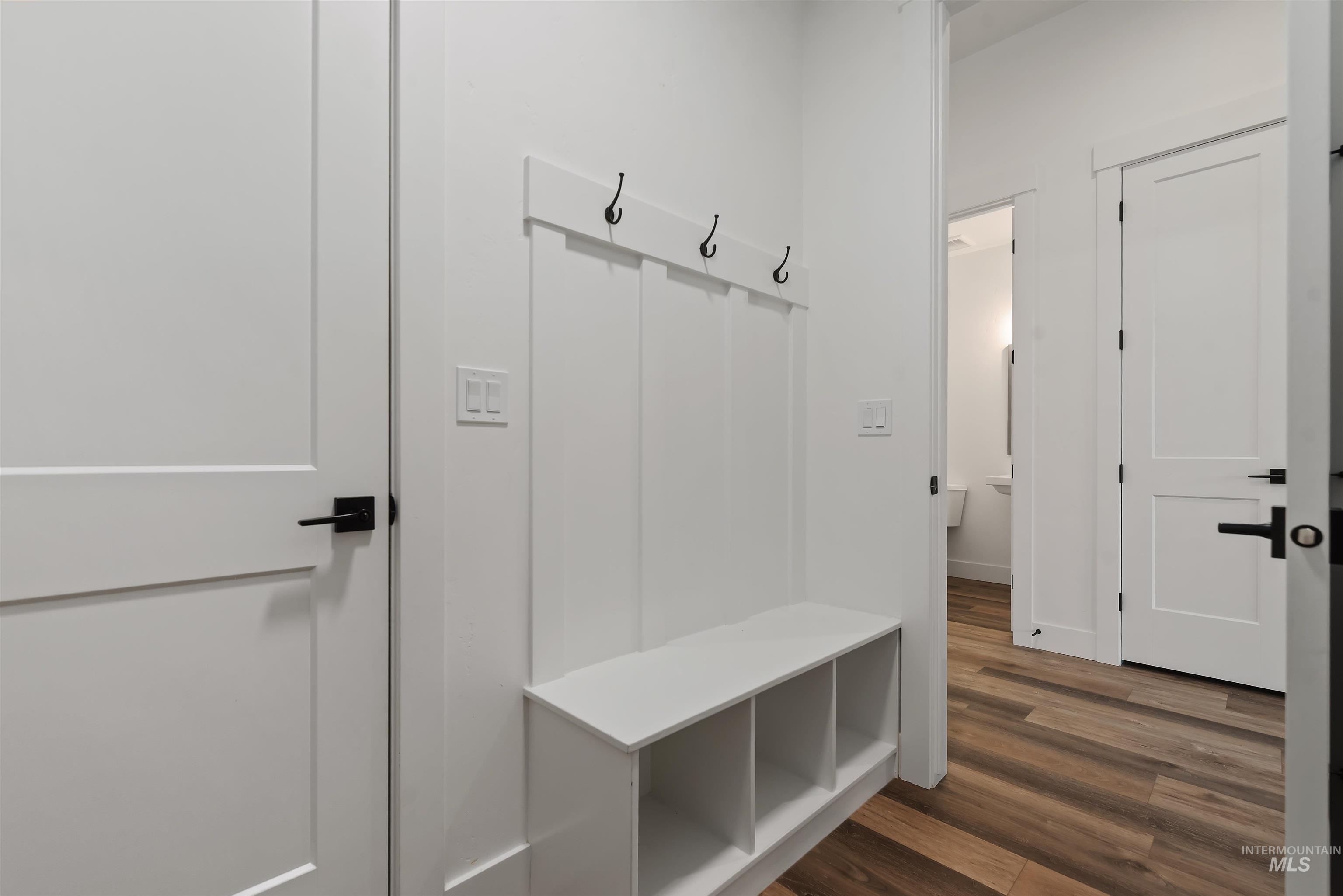 698 N Morning Glory Avenue, Eagle, Idaho 83616-0000, 3 Bedrooms, 2.5 Bathrooms, Residential For Sale, Price $749,900,MLS 98977192