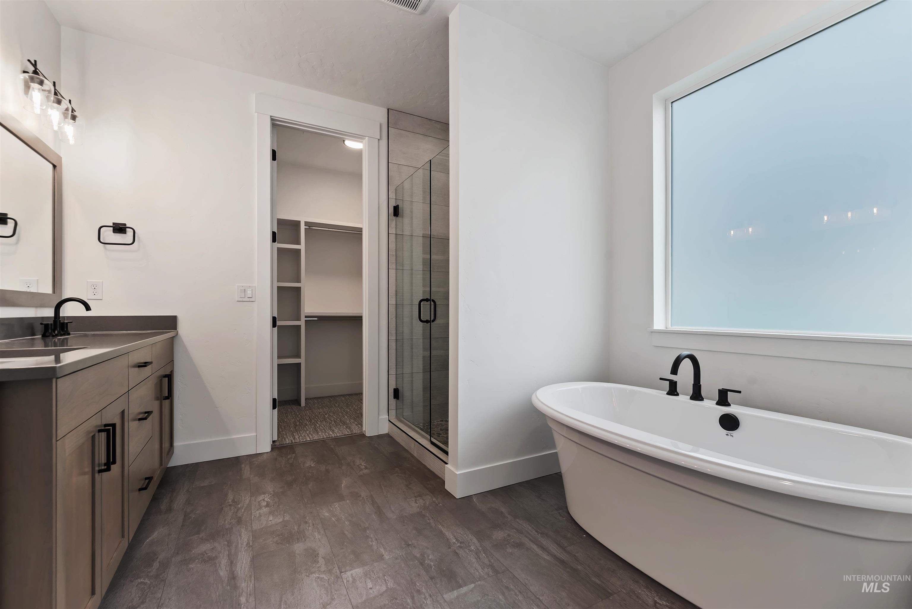 698 N Morning Glory Avenue, Eagle, Idaho 83616-0000, 3 Bedrooms, 2.5 Bathrooms, Residential For Sale, Price $749,900,MLS 98977192