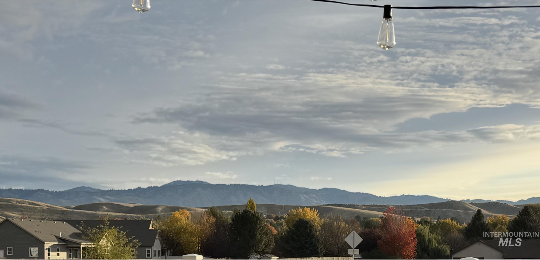 698 N Morning Glory Avenue, Eagle, Idaho 83616-0000, 3 Bedrooms, 2.5 Bathrooms, Residential For Sale, Price $749,900,MLS 98977192