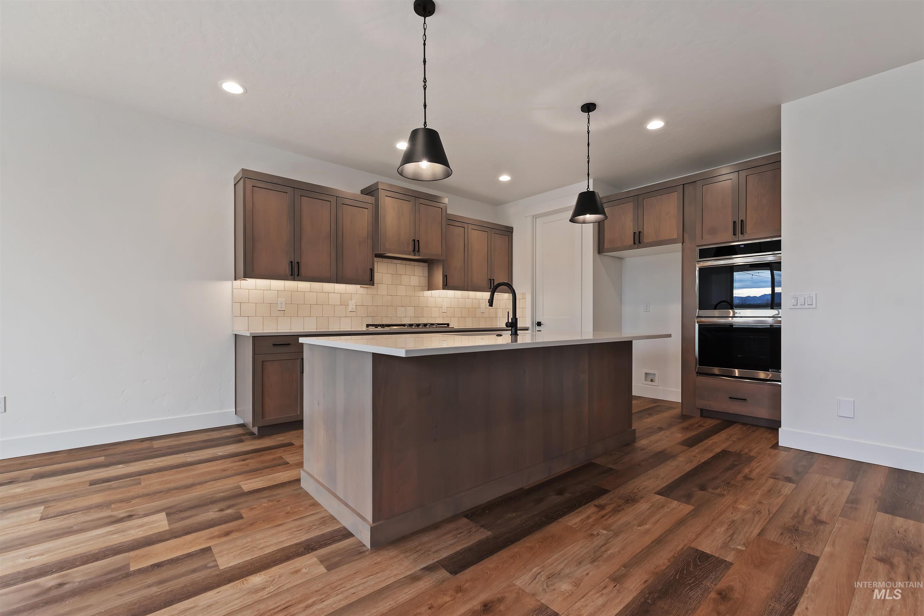 698 N Morning Glory Avenue, Eagle, Idaho 83616-0000, 3 Bedrooms, 2.5 Bathrooms, Residential For Sale, Price $749,900,MLS 98977192