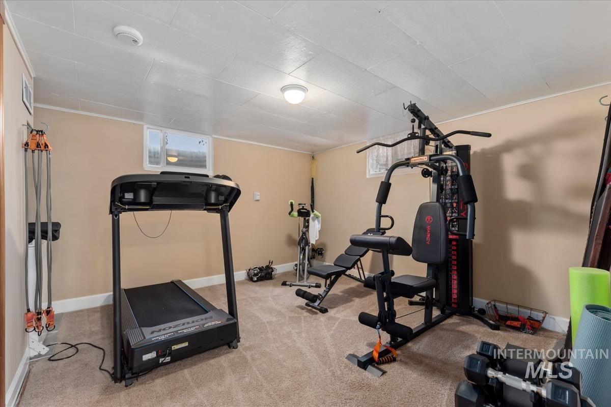 940 N 8th E, Mountain Home, Idaho 83647, 4 Bedrooms, 2 Bathrooms, Residential For Sale, Price $379,900,MLS 98977194