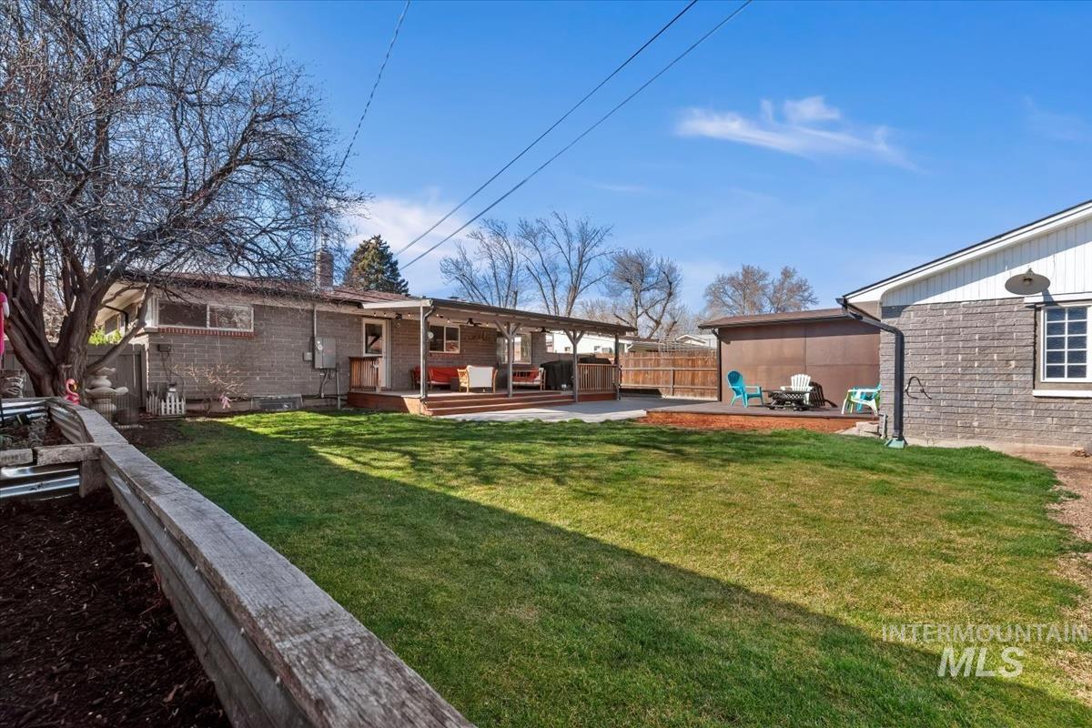 940 N 8th E, Mountain Home, Idaho 83647, 4 Bedrooms, 2 Bathrooms, Residential For Sale, Price $379,900,MLS 98977194