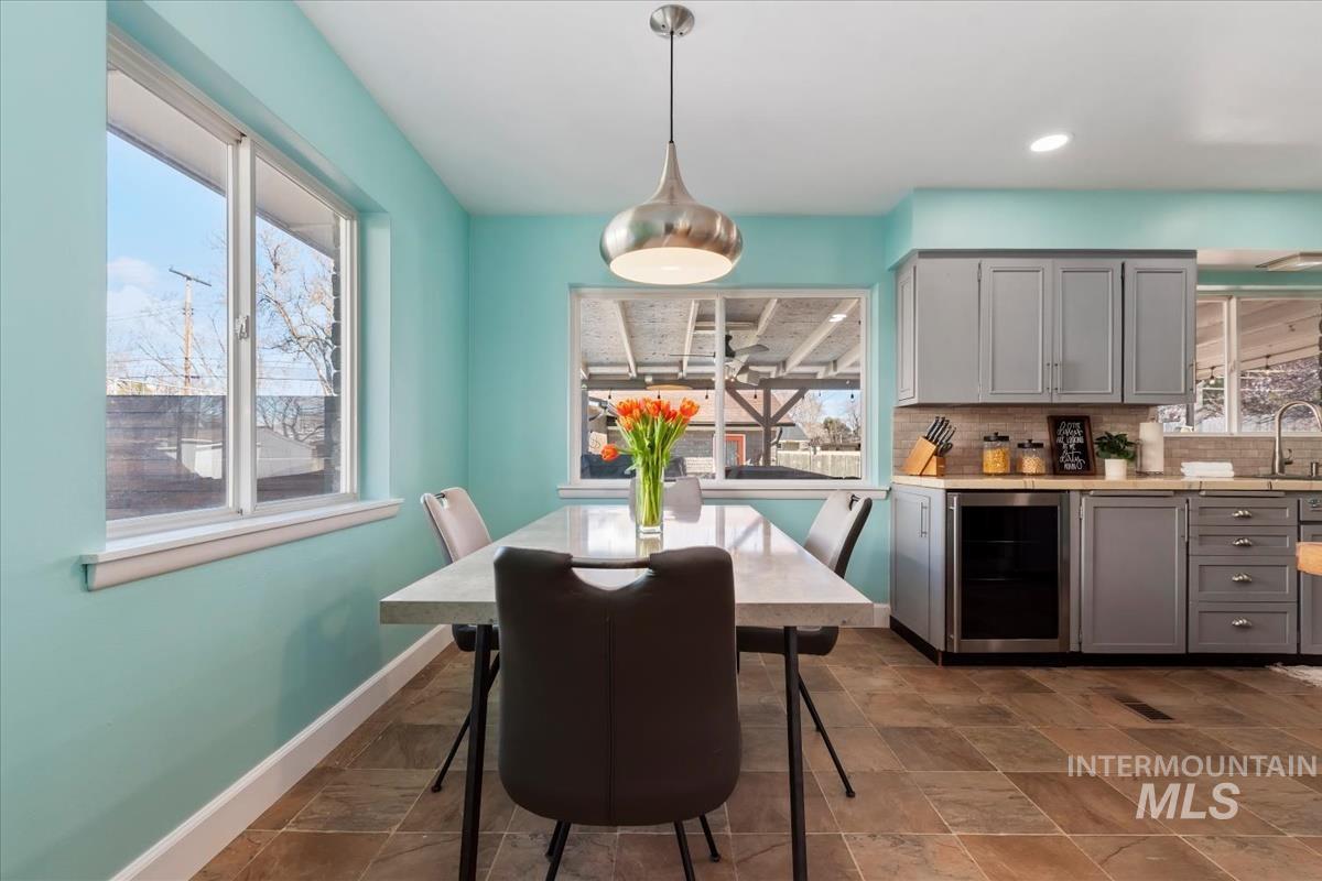 940 N 8th E, Mountain Home, Idaho 83647, 4 Bedrooms, 2 Bathrooms, Residential For Sale, Price $379,900,MLS 98977194